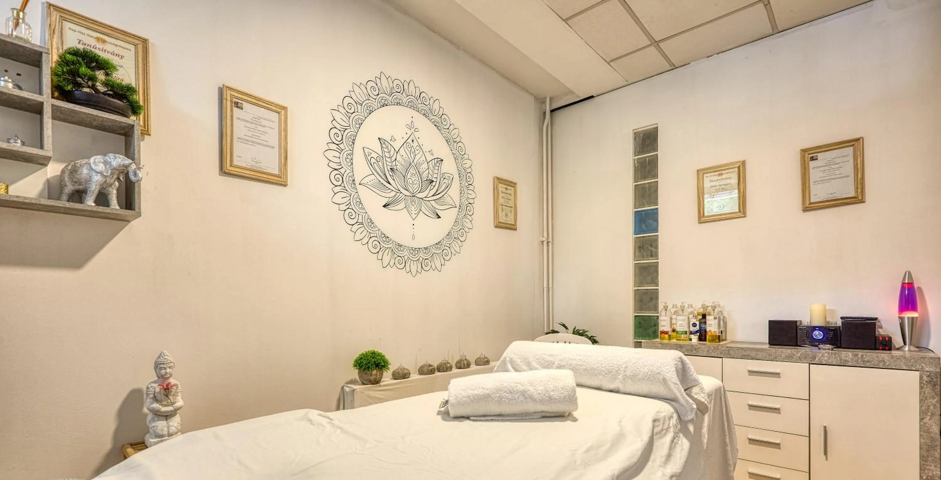 Massage, Bed in Hotel Szieszta