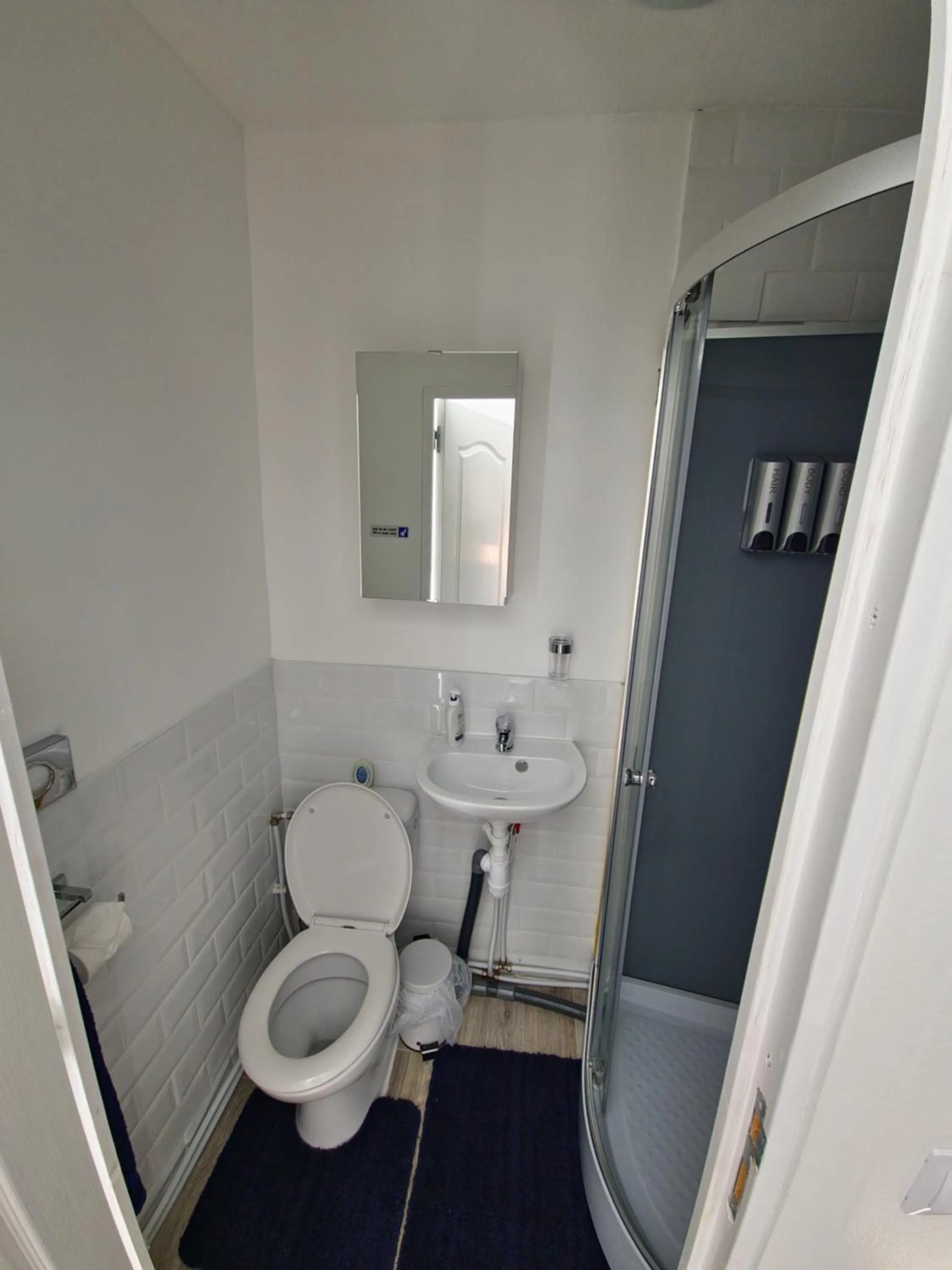 Shower in Sycamore House