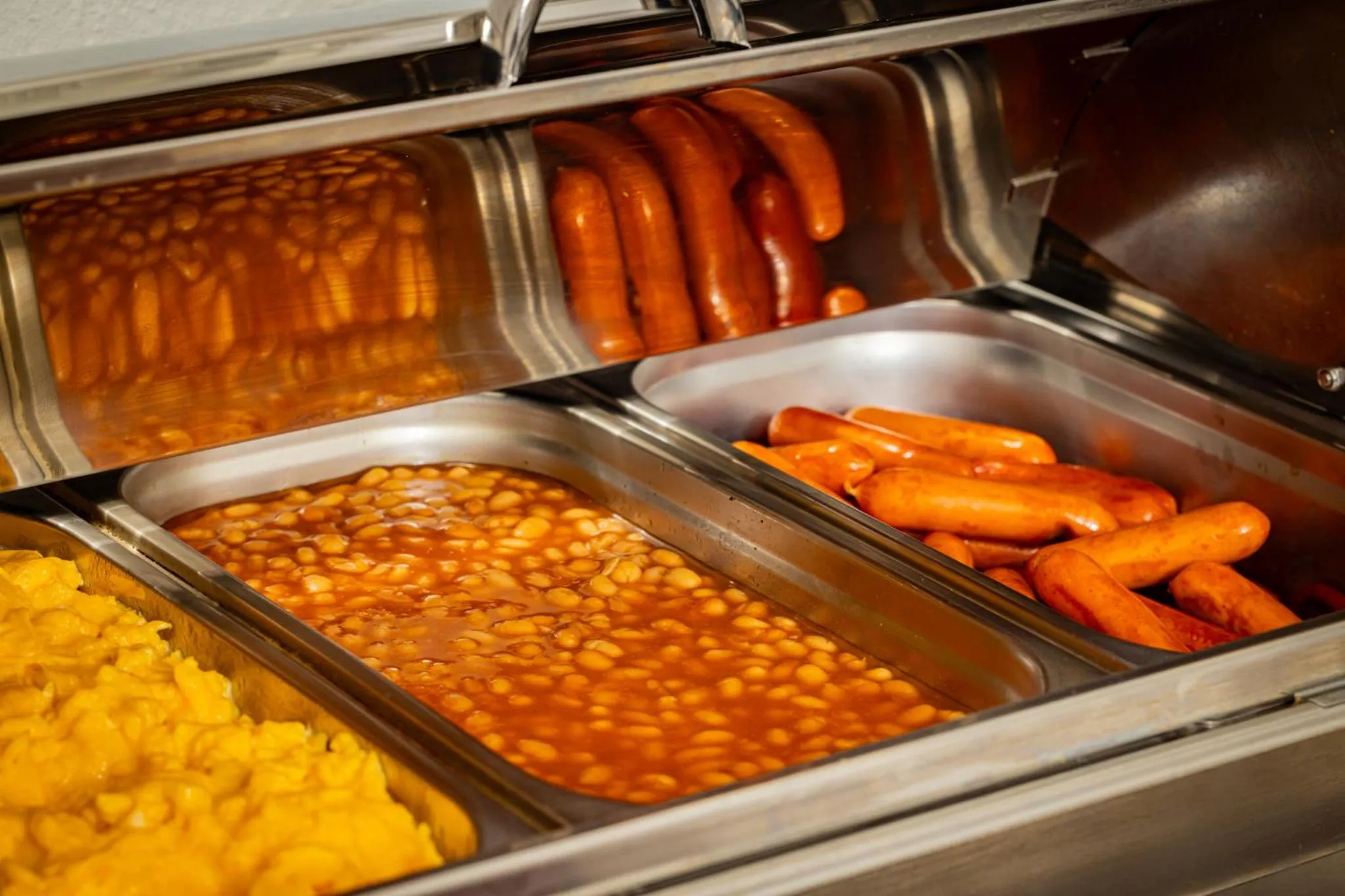 Buffet breakfast in City Hotel Ring