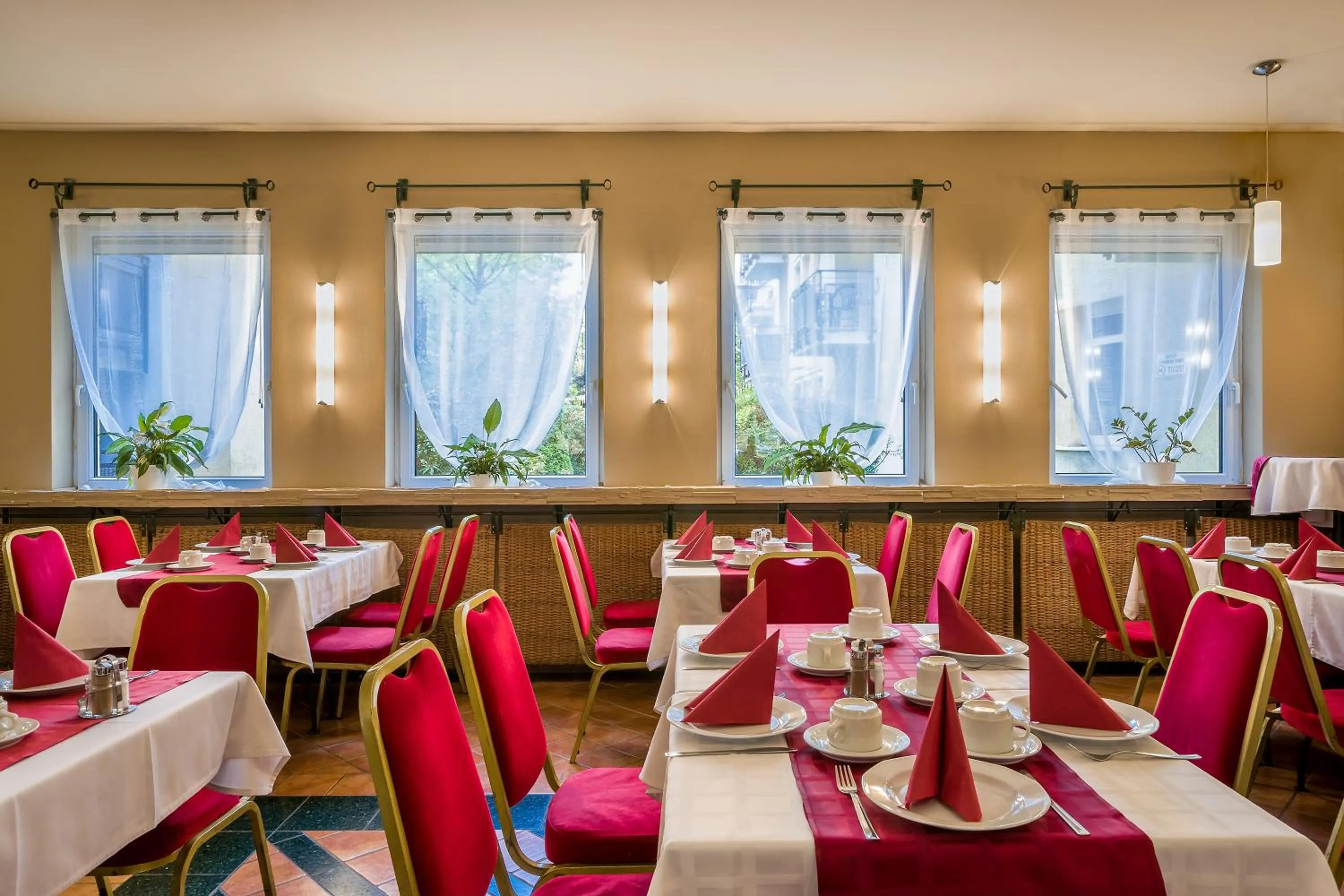 Buffet breakfast in Thomas Hotel Budapest