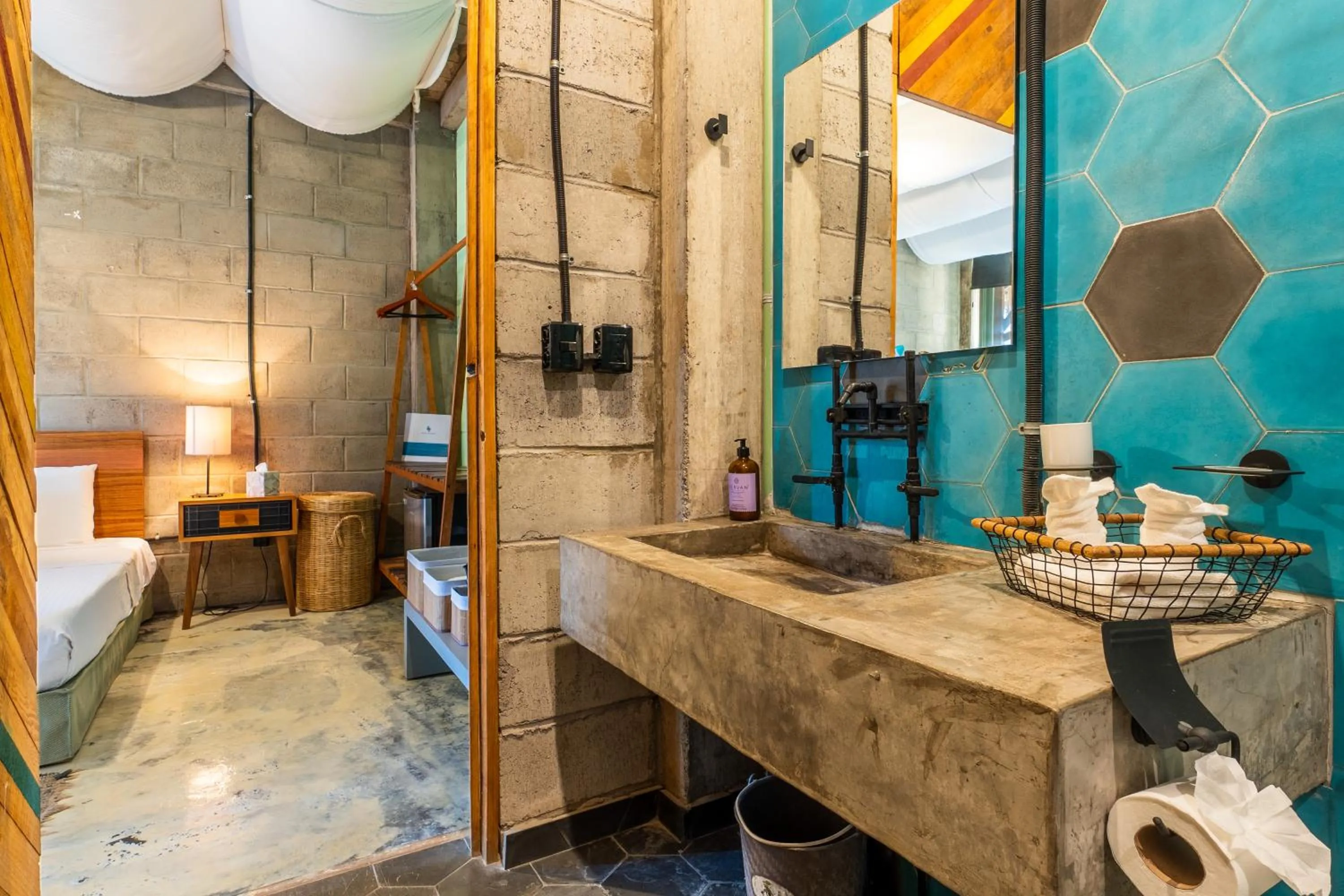 Bathroom in Papelillo Lofts