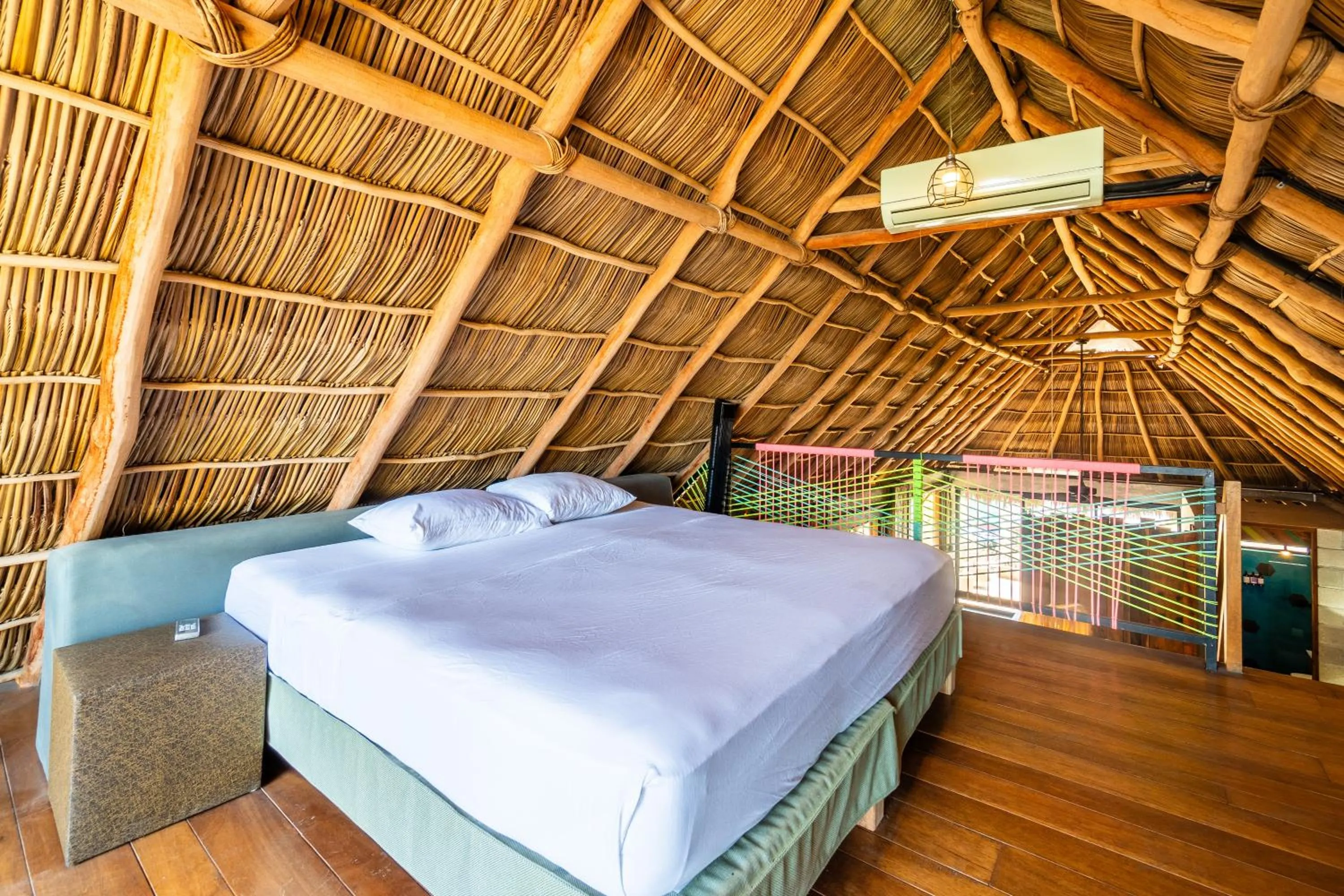 Bed in Papelillo Lofts