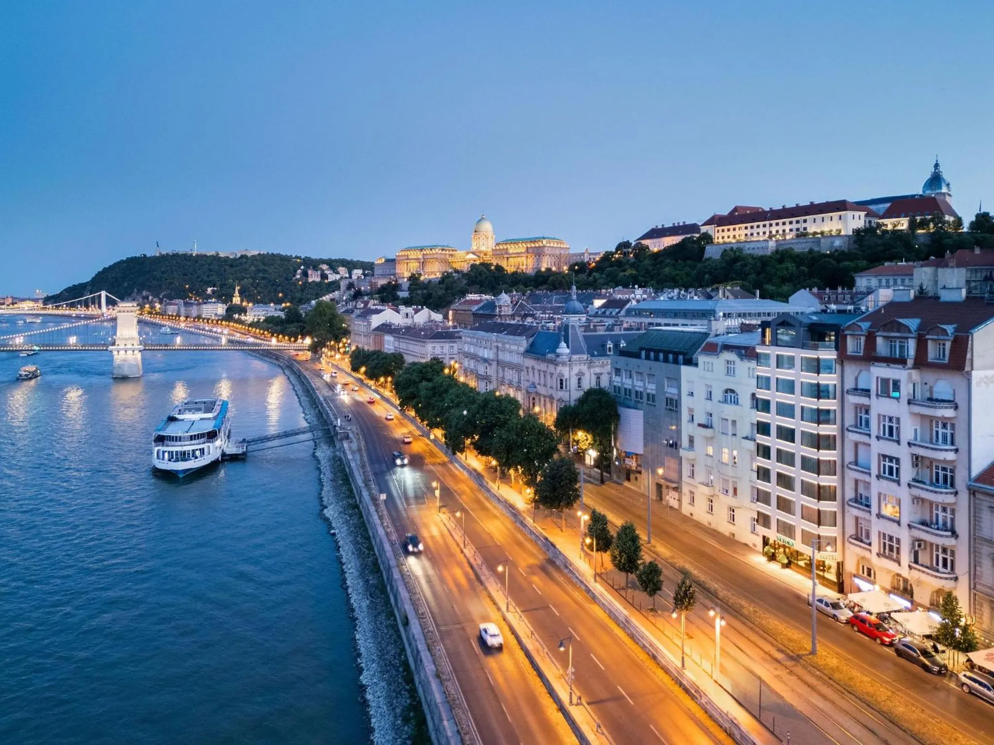 Property building in Boutique Hotel Victoria Budapest