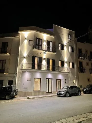 Porta del Golfo Apartments & Suites