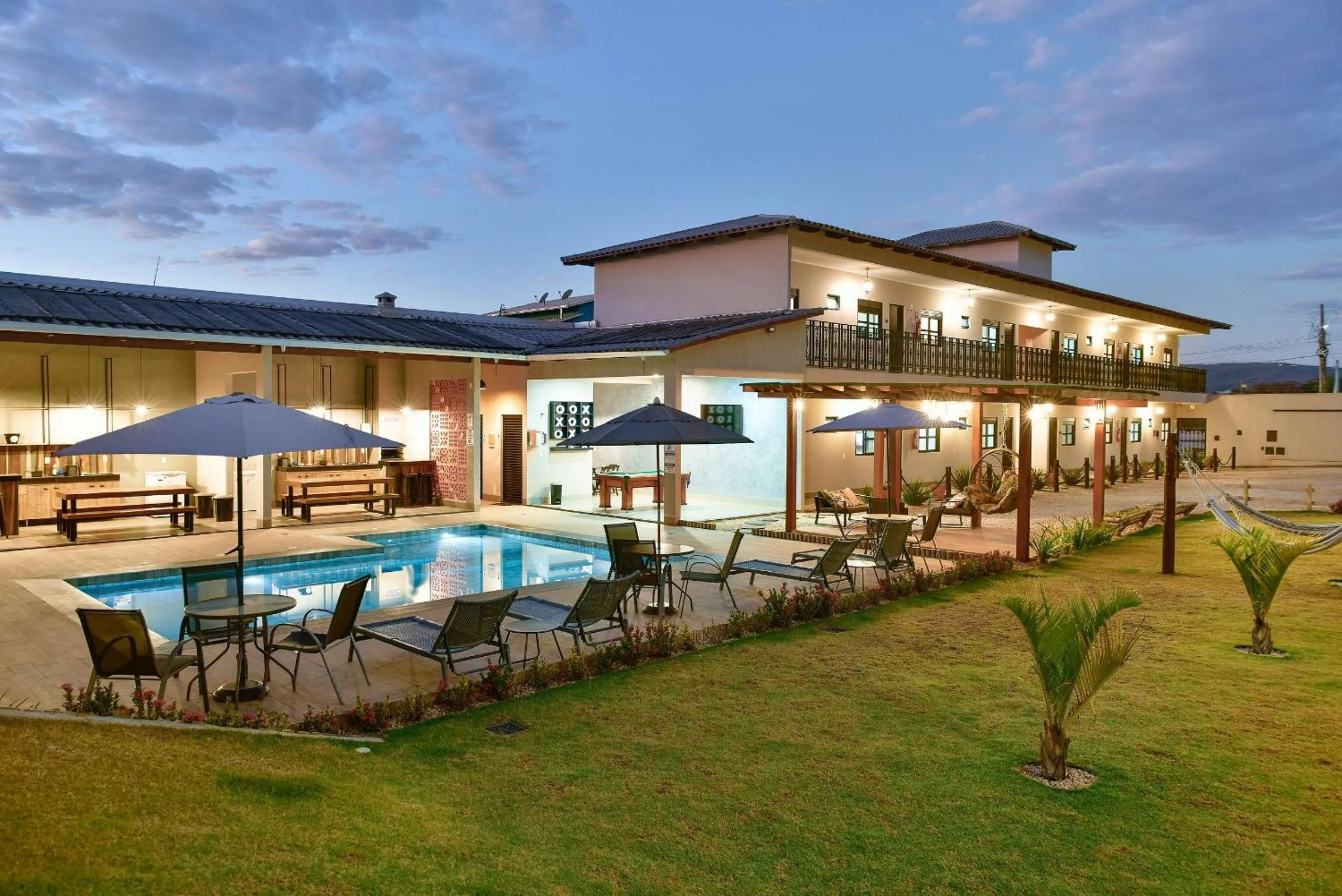 Flat Charme do Cerrado - Até 4 pessoas/Cozinha/Ar Cond./Piscina