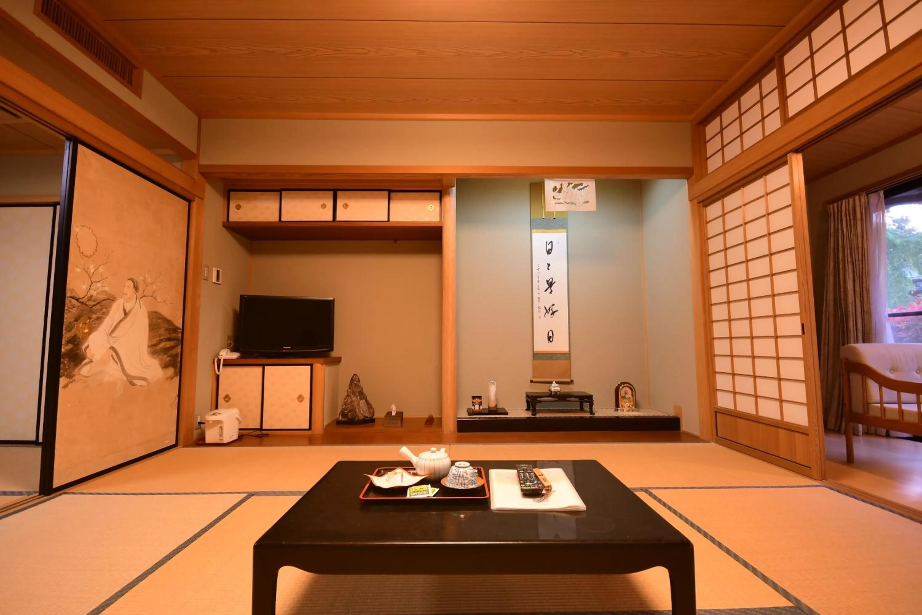 Photo of the whole room in Koyasan Shukubo Fugenin
