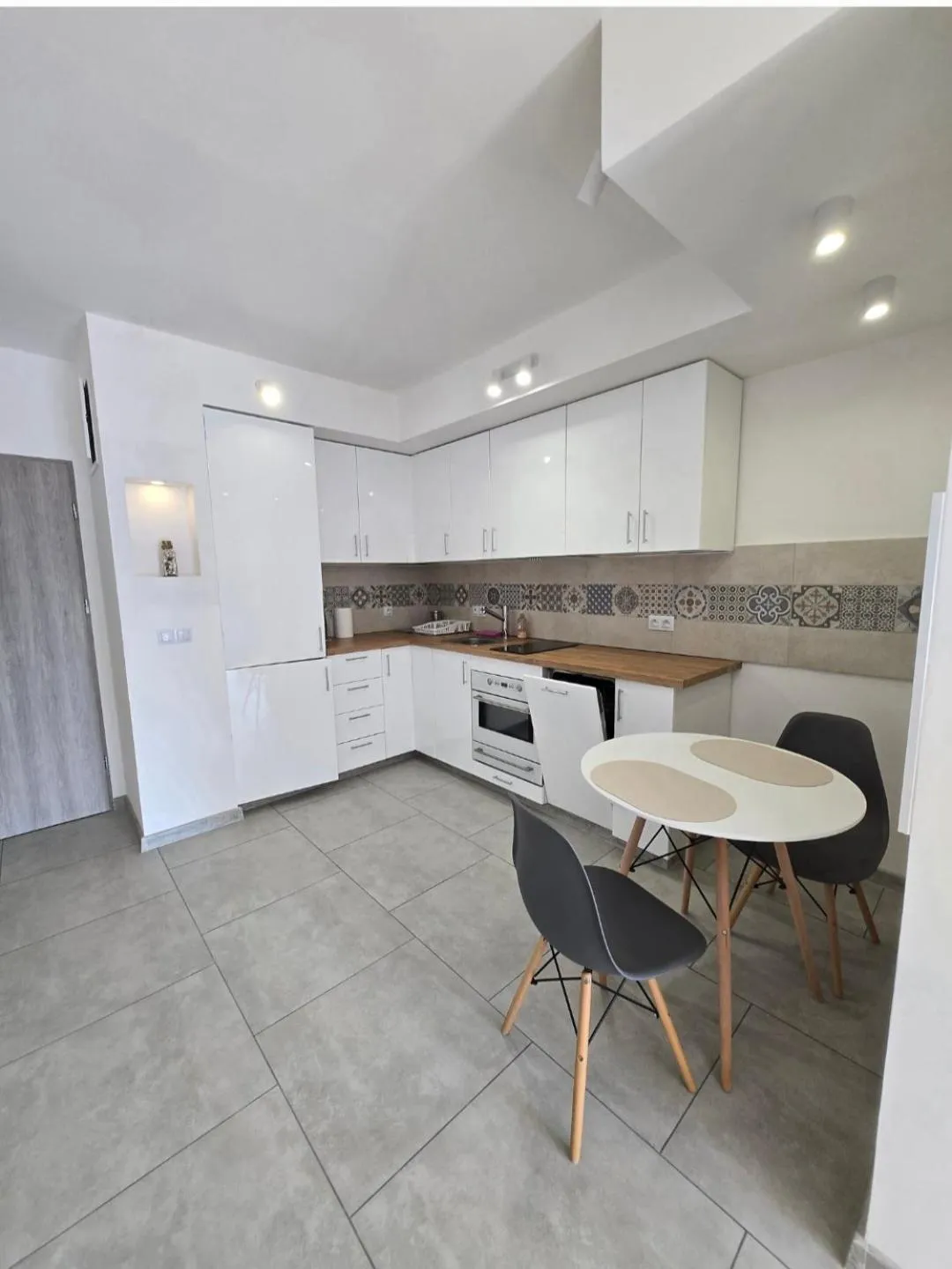 Kitchen or kitchenette in Artel Villa Tarsis