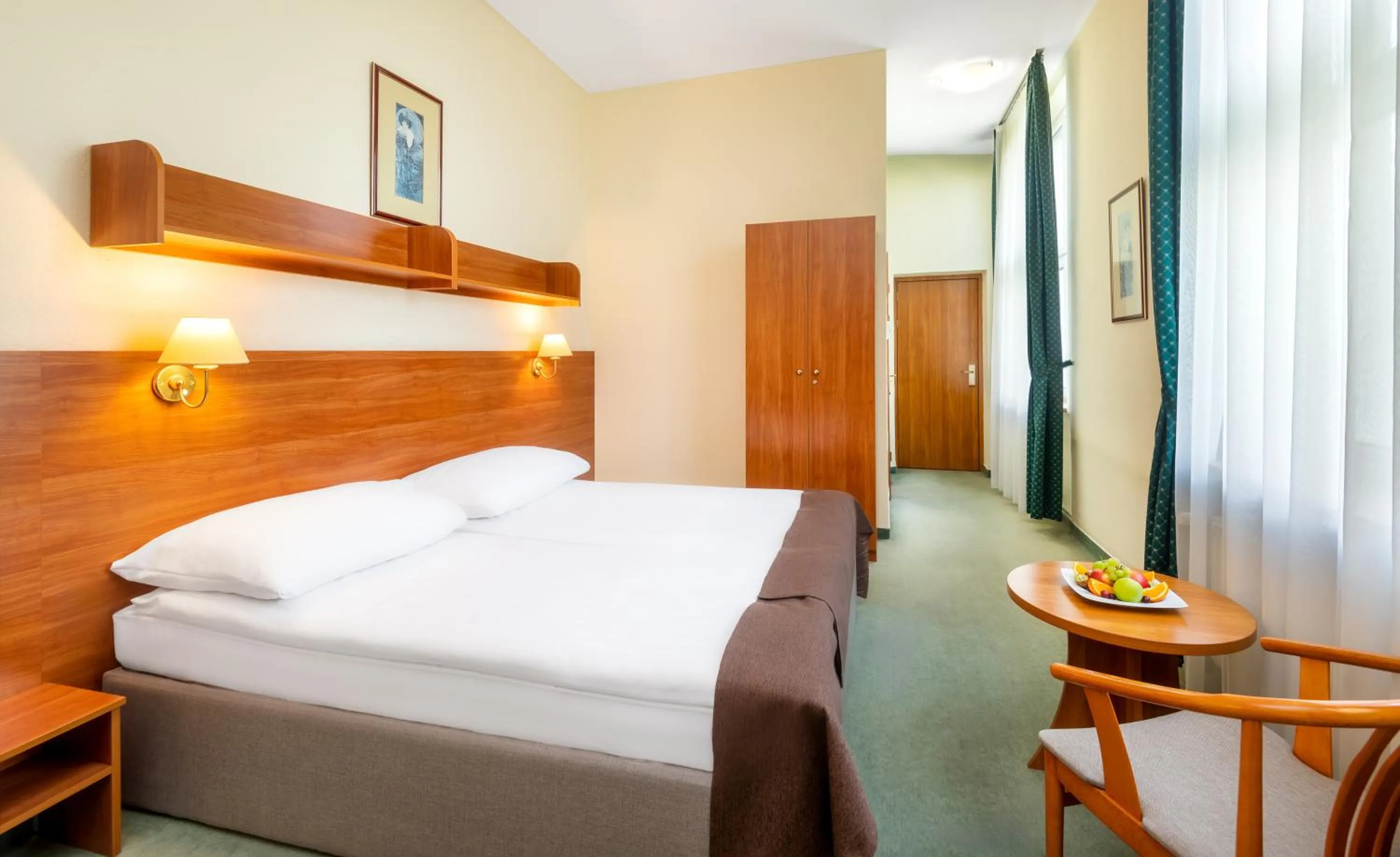 Photo of the whole room, Bed in Hotel Millennium