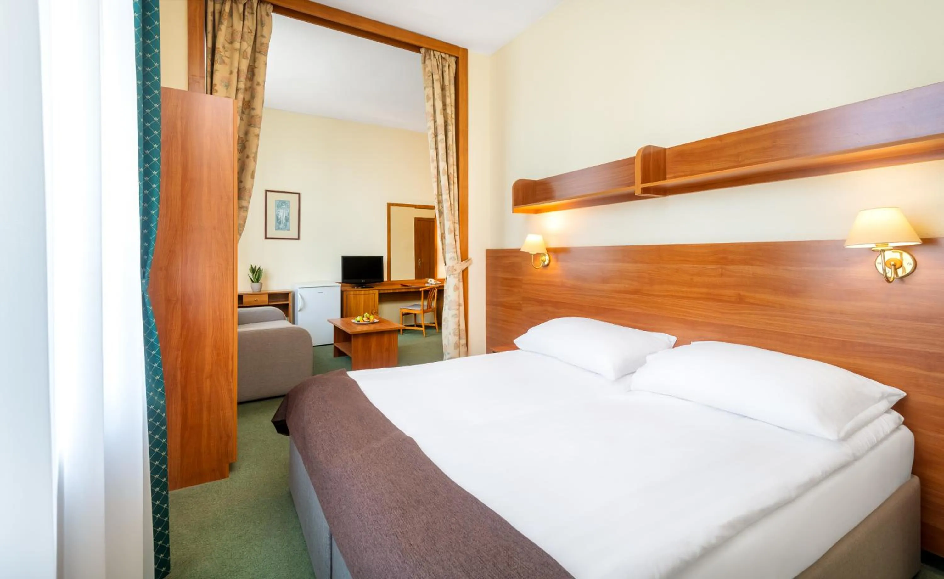 Photo of the whole room, Bed in Hotel Millennium