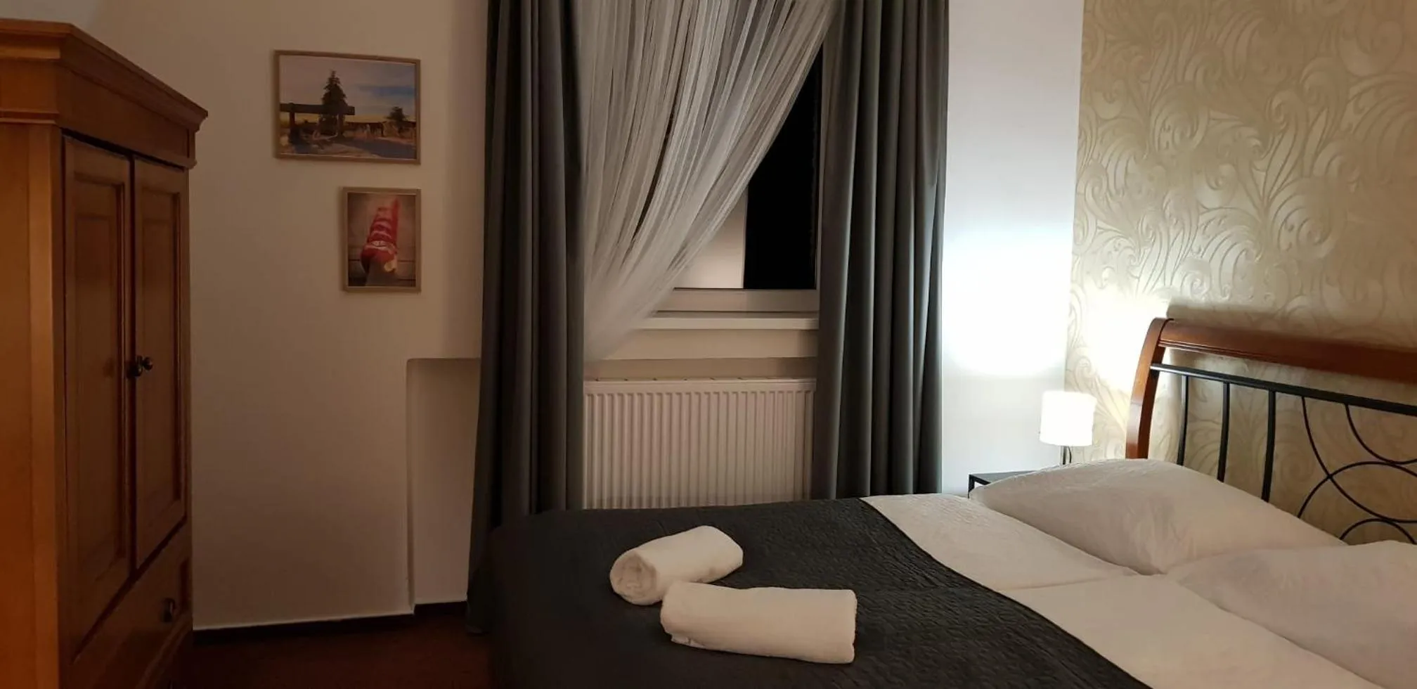 Bed in Hotel Pomezí
