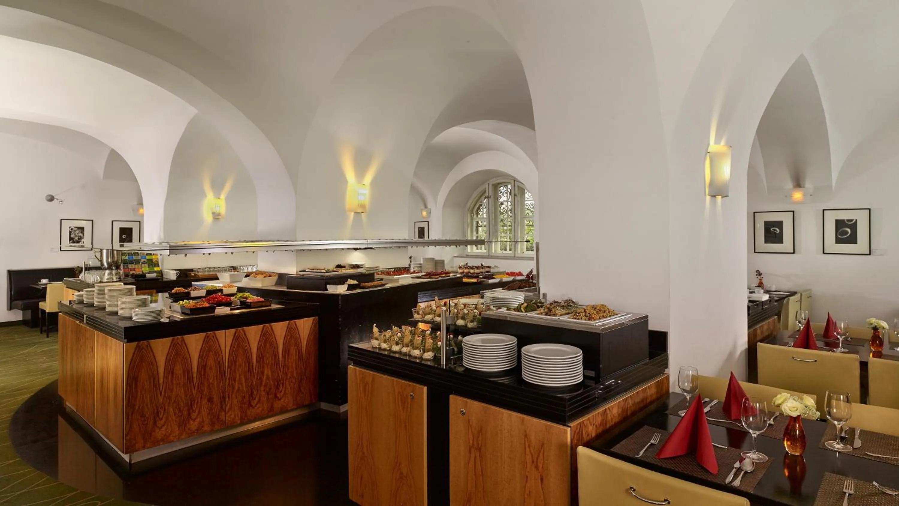 Breakfast in Park Plaza Budapest