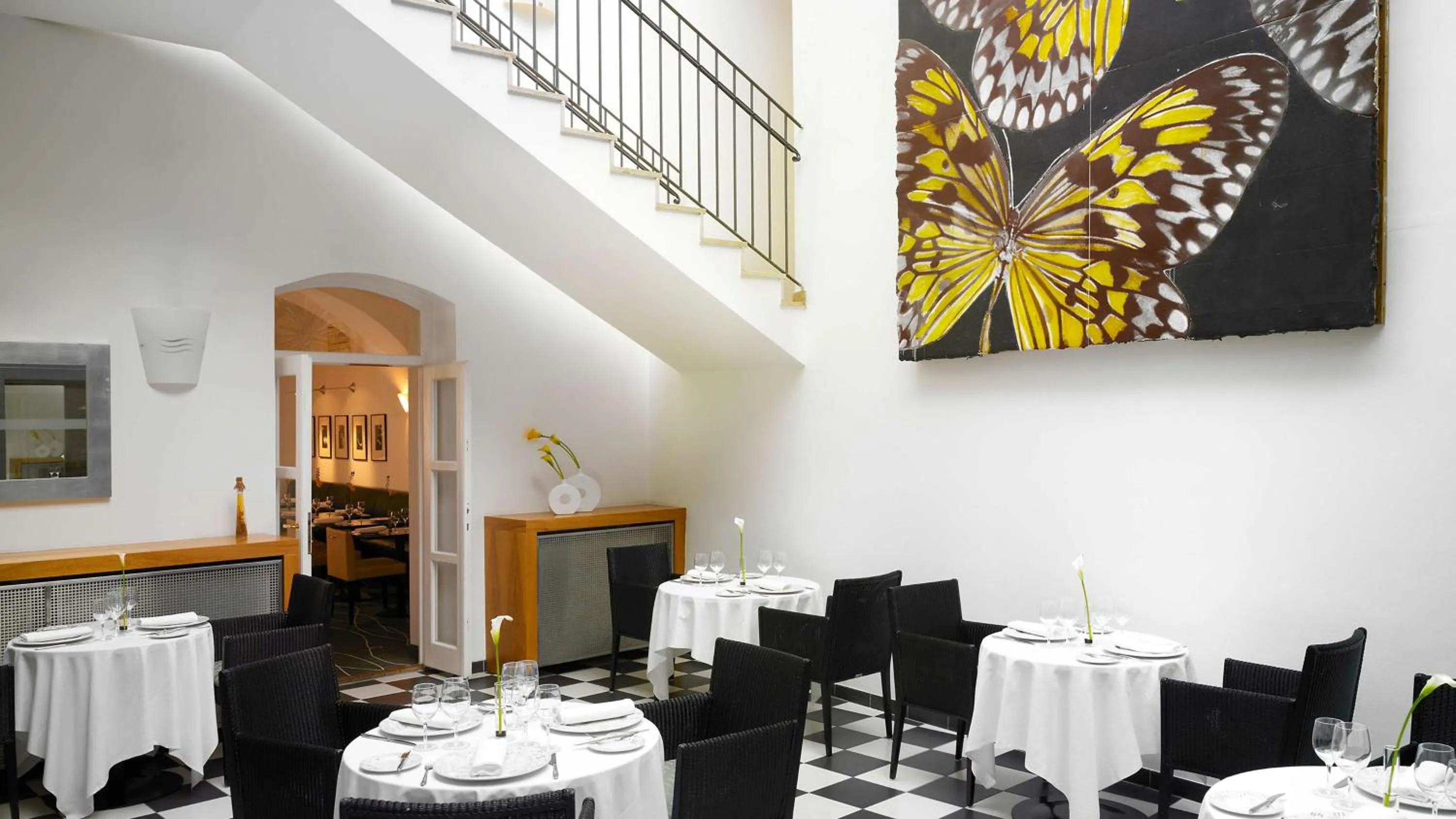 Restaurant/places to eat in Park Plaza Budapest