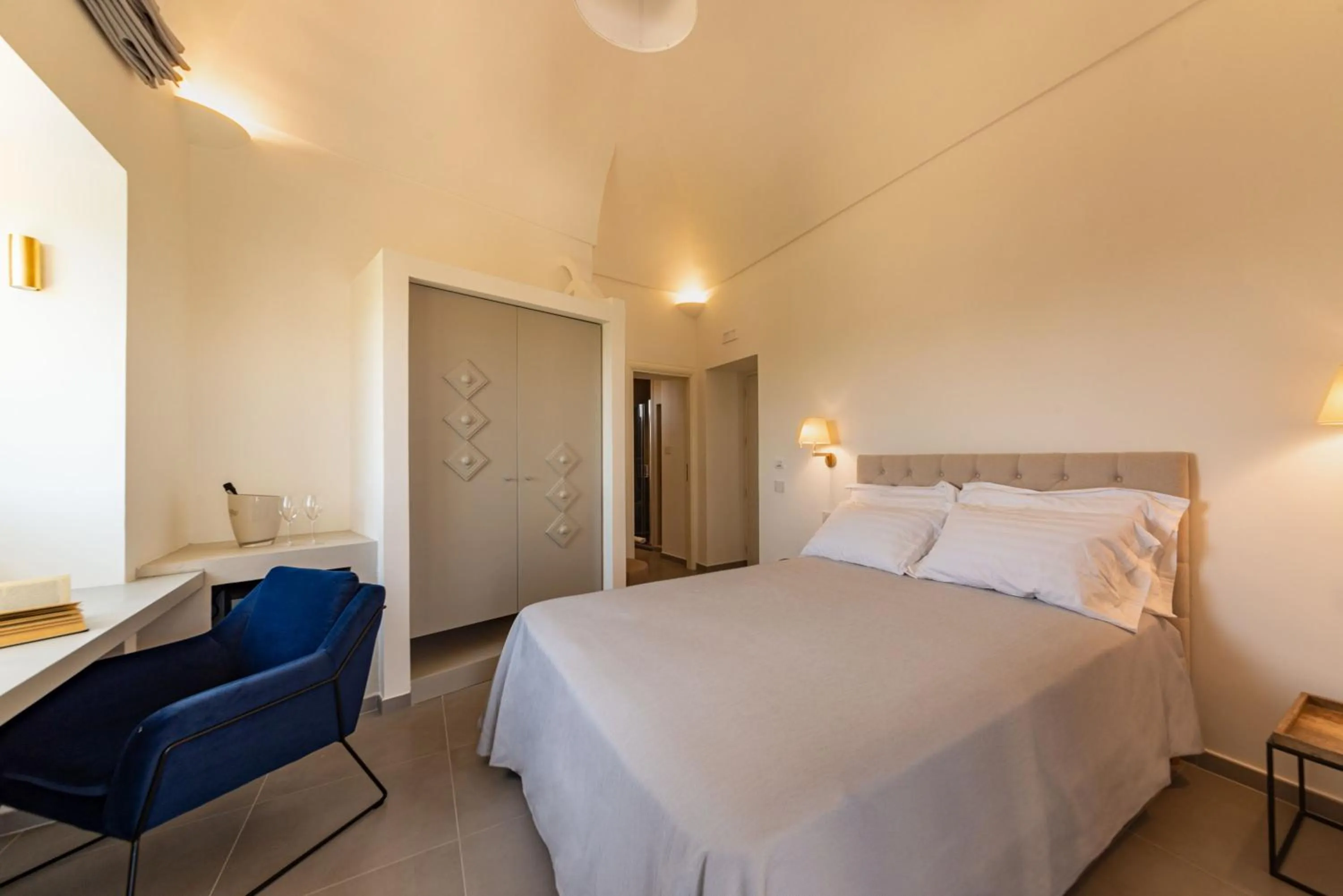 Insula Boutique Hotel