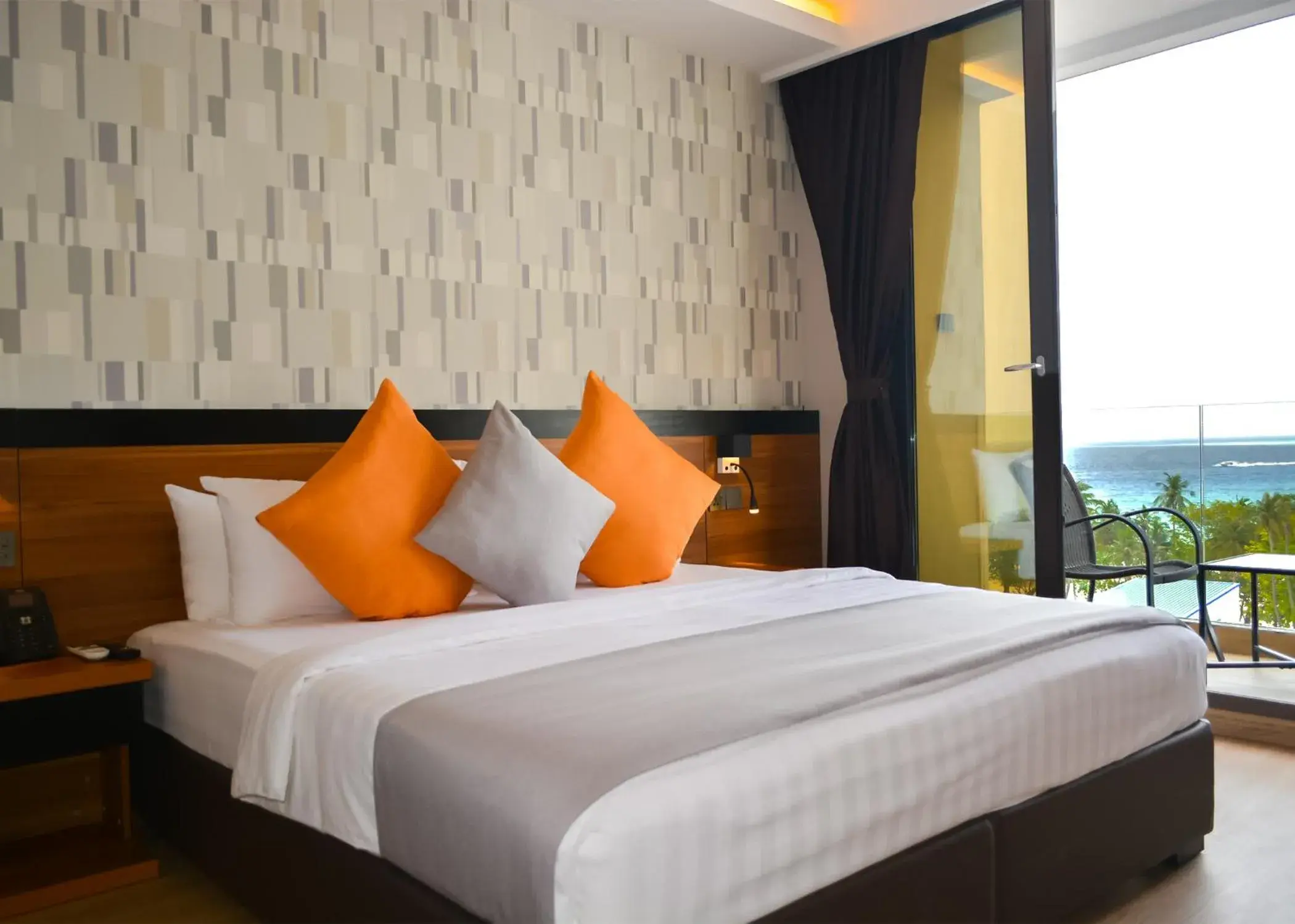 Double or Twin Room with Partial Sea View in Triton Prestige Seaview and Spa Double or Twin Room with Partial Sea View in Triton Prestige Seaview and Spa