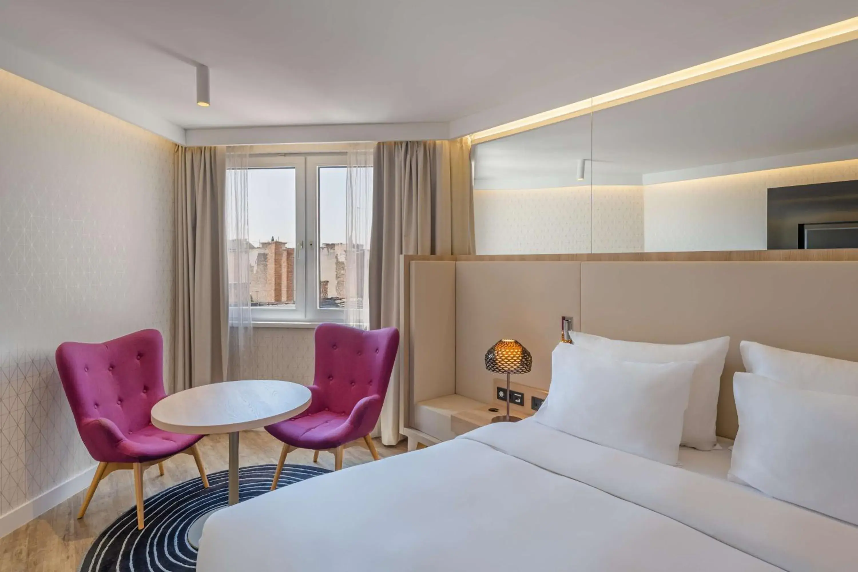 Superior Room - High Floor in Radisson Blu Béke Hotel, Budapest Superior Room - High Floor in Radisson Blu Béke Hotel, Budapest