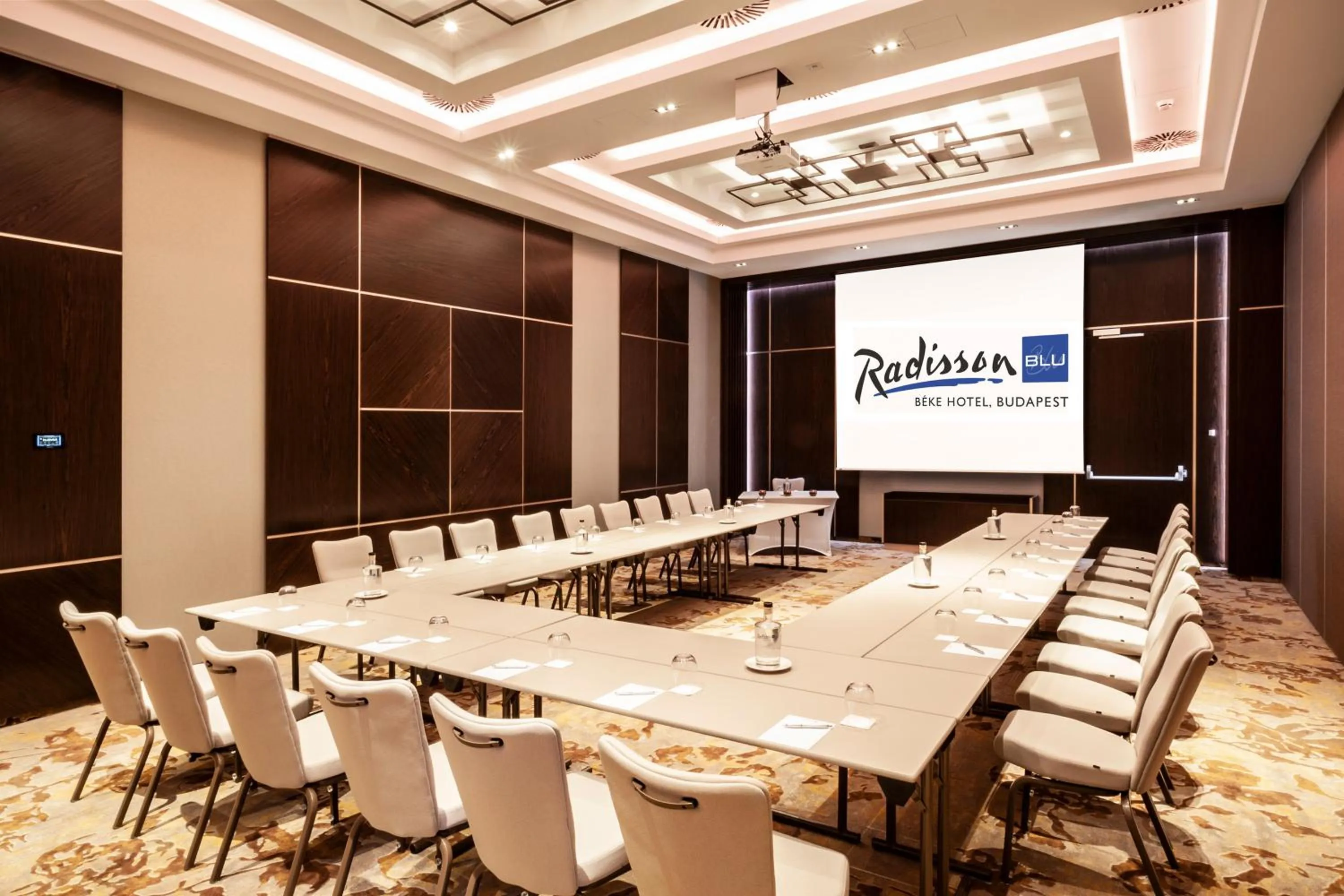 Meeting/conference room in Radisson Blu Béke Hotel, Budapest