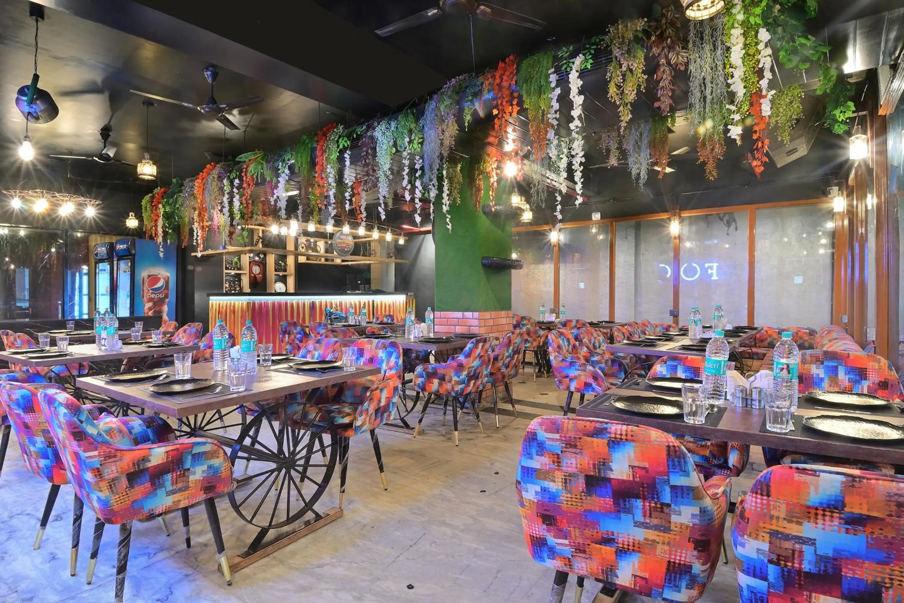 Restaurant/places to eat in Hotel Hari Piorko Grand - 2 Min from New Delhi Railway Station