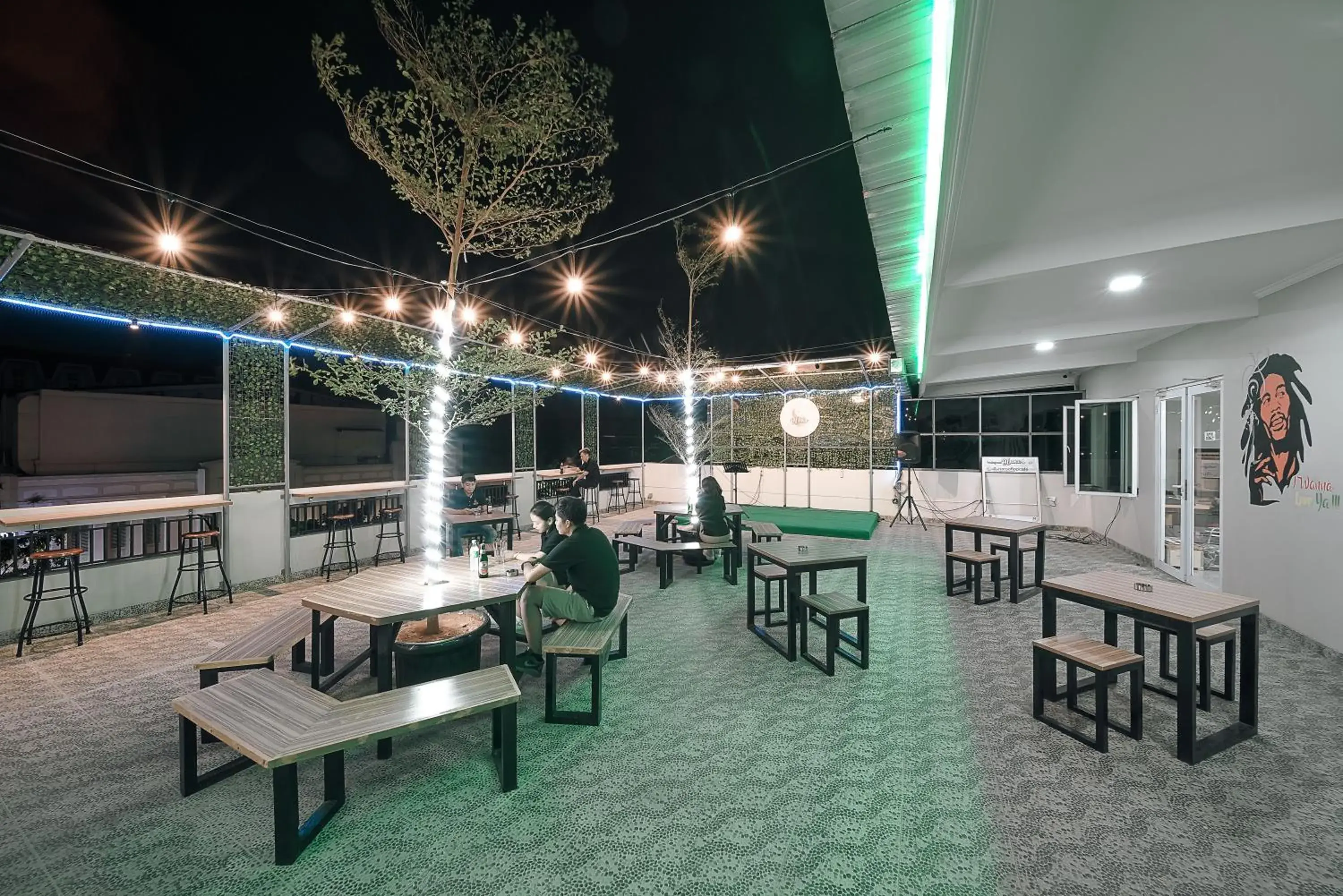 Restaurant/places to eat in Heritel Urban Hostel Restaurant/places to eat in Heritel Urban Hostel