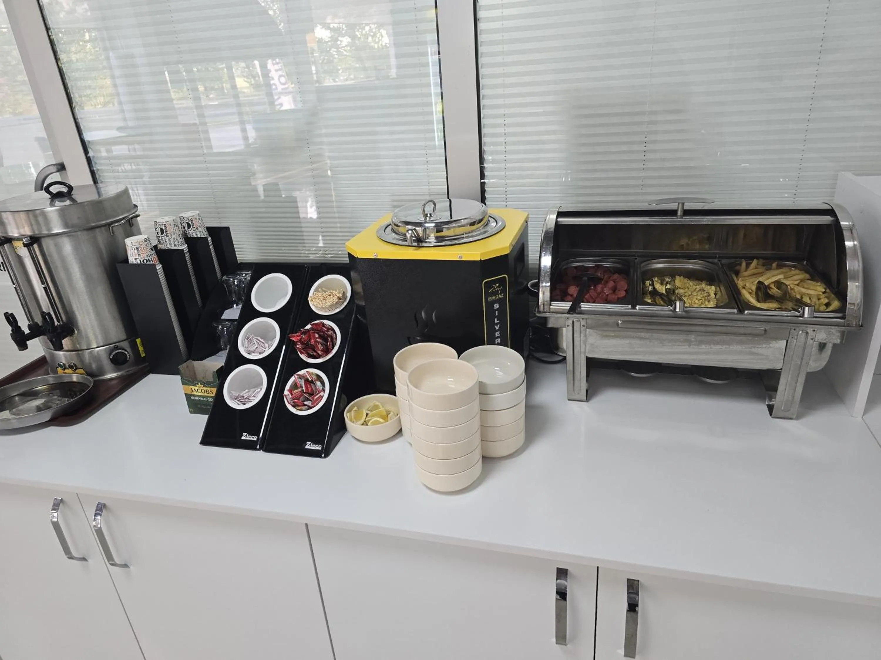 Breakfast in HOTEL MARMARA