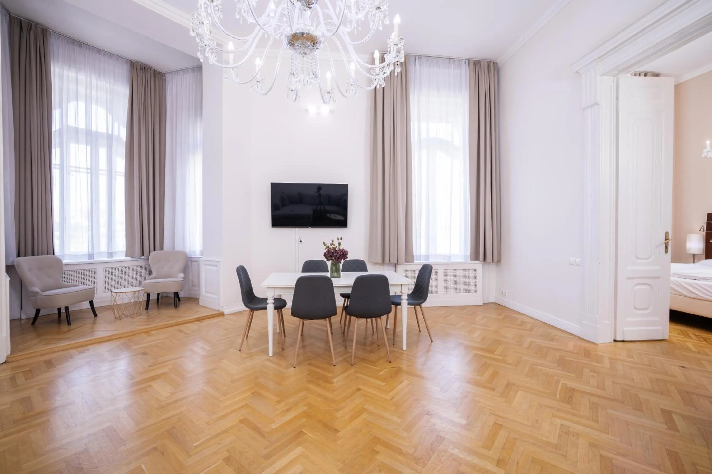 TV and multimedia, Bed in City Hotel Matyas