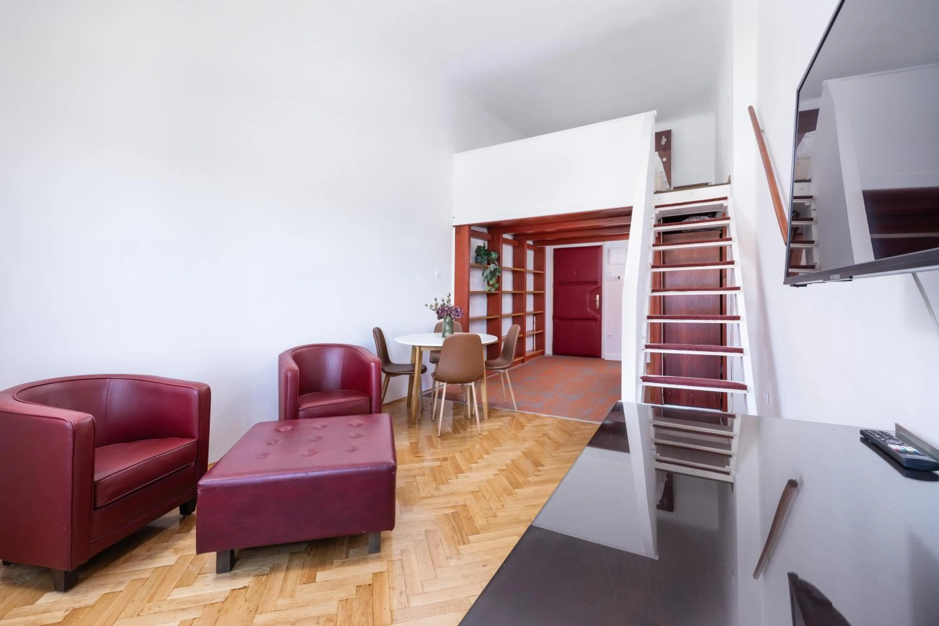 TV and multimedia in City Hotel Matyas