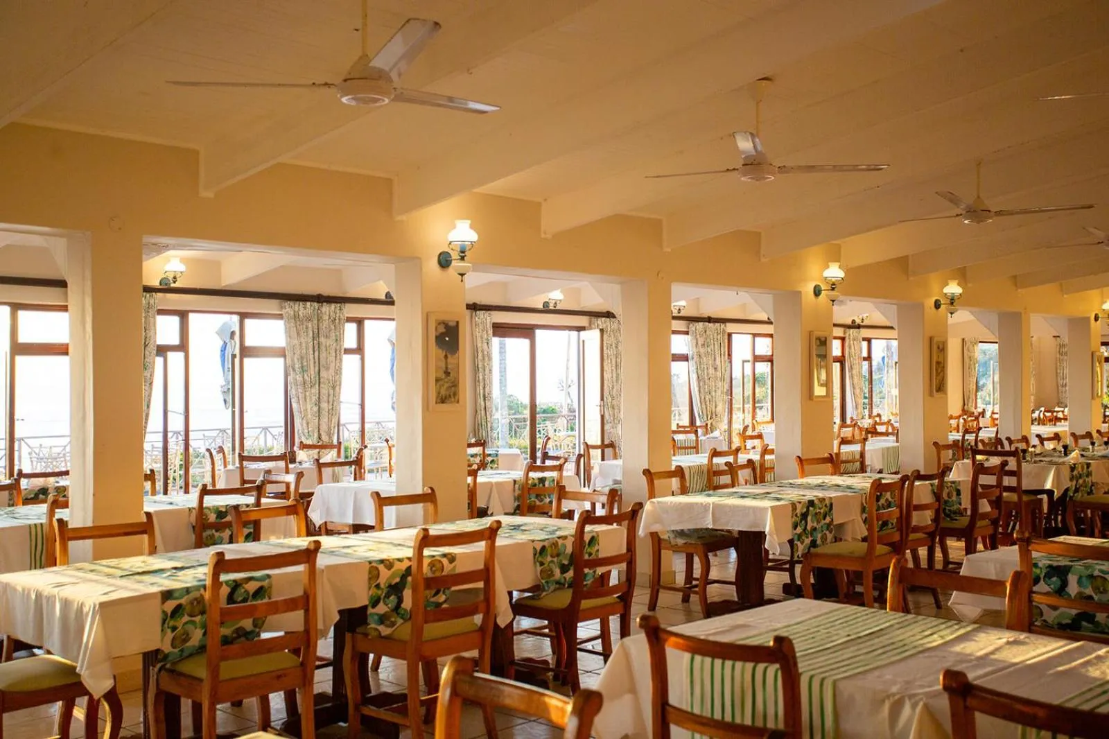 Dining area in Pumula Beach Hotel