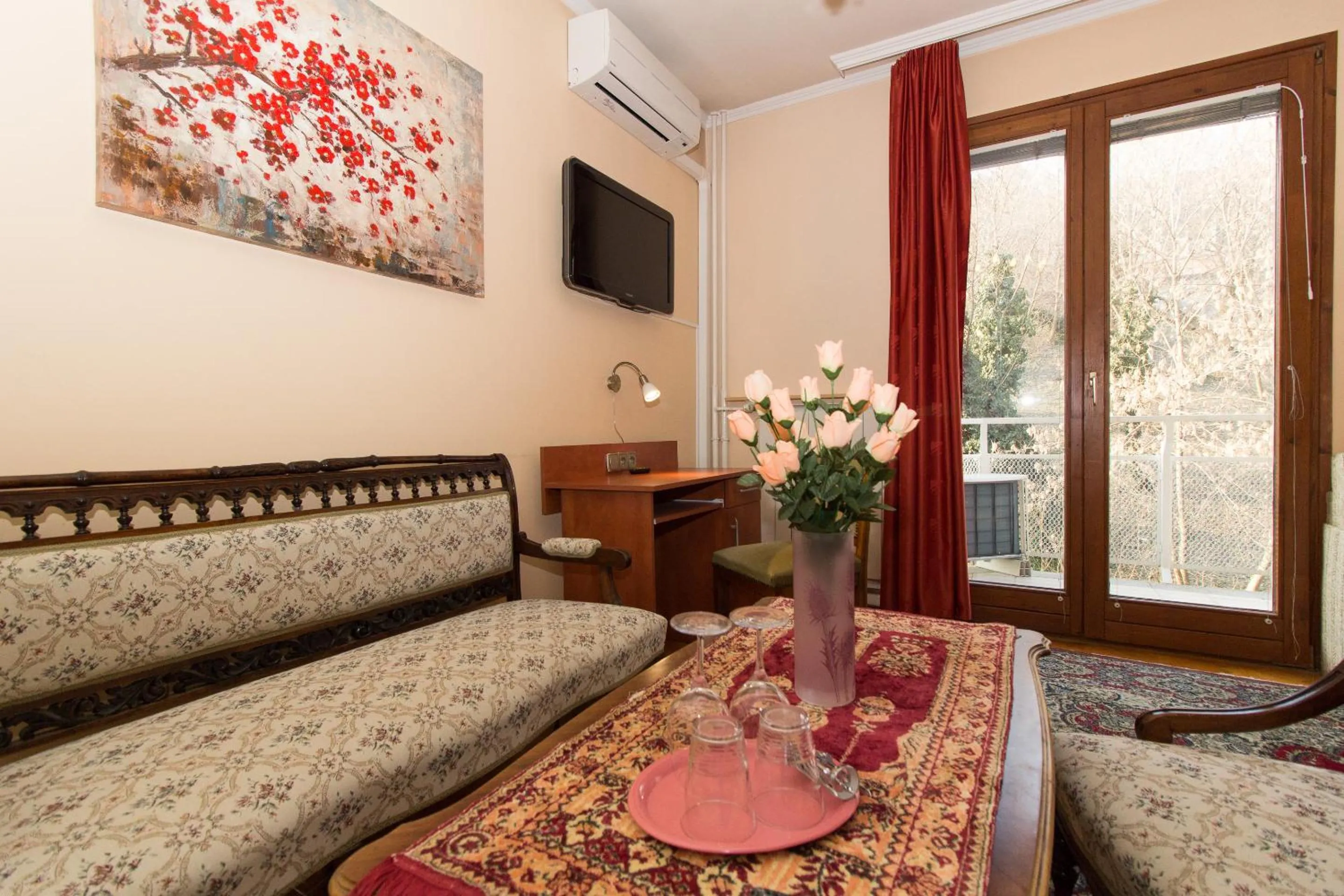 Seating area in Budavar Bed and Breakfast