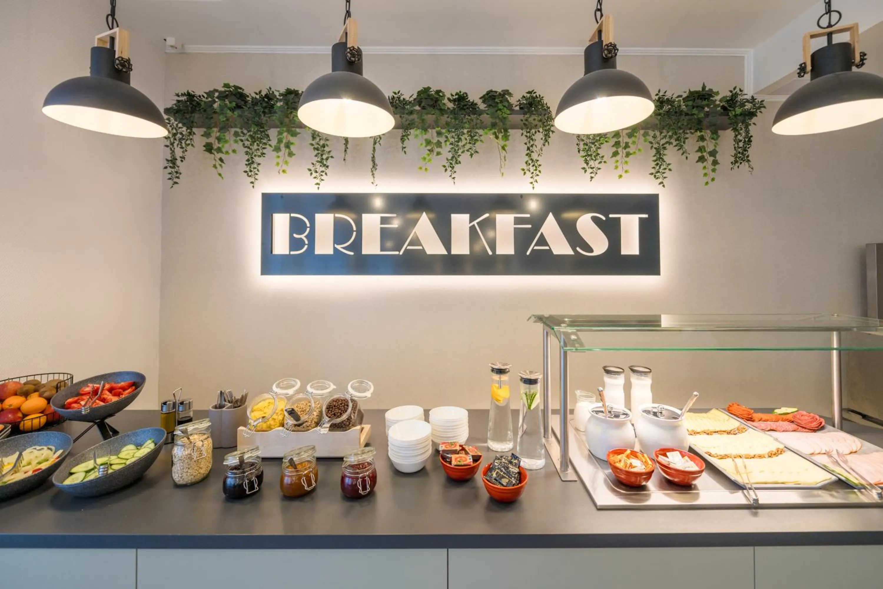 Buffet breakfast in Baross City Hotel - Budapest