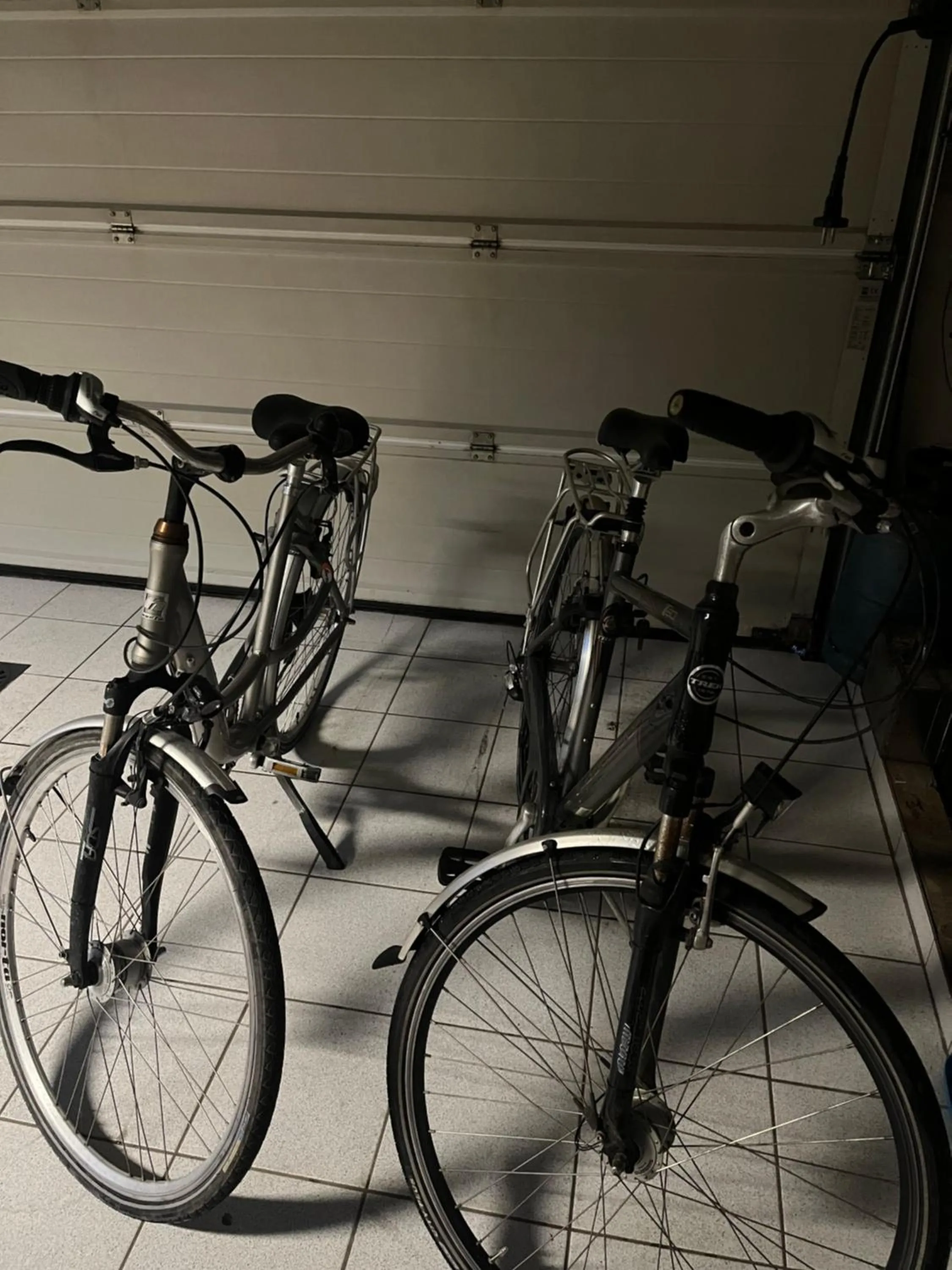 Cycling in casa matteo de haan Grote straat 152