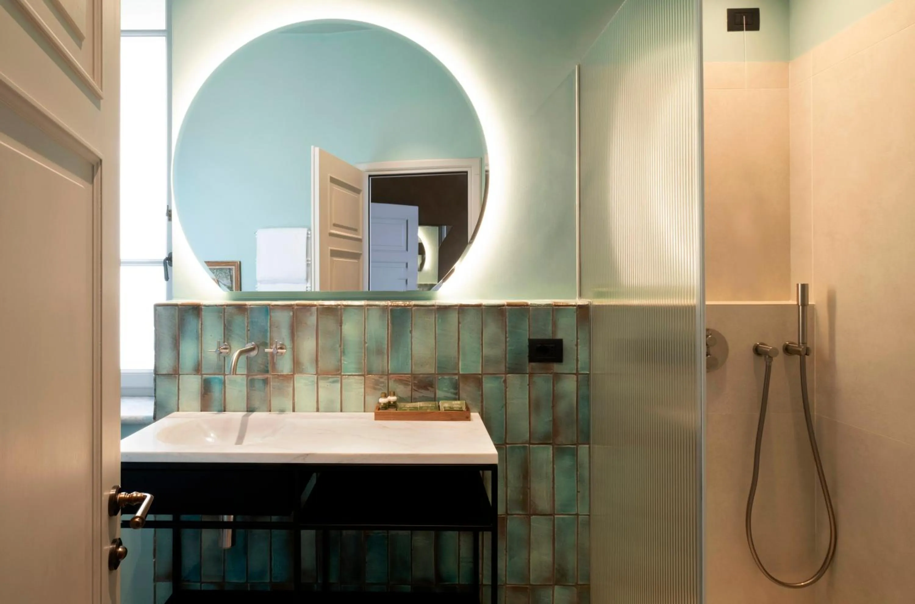 Bathroom in Paradis Pietrasanta