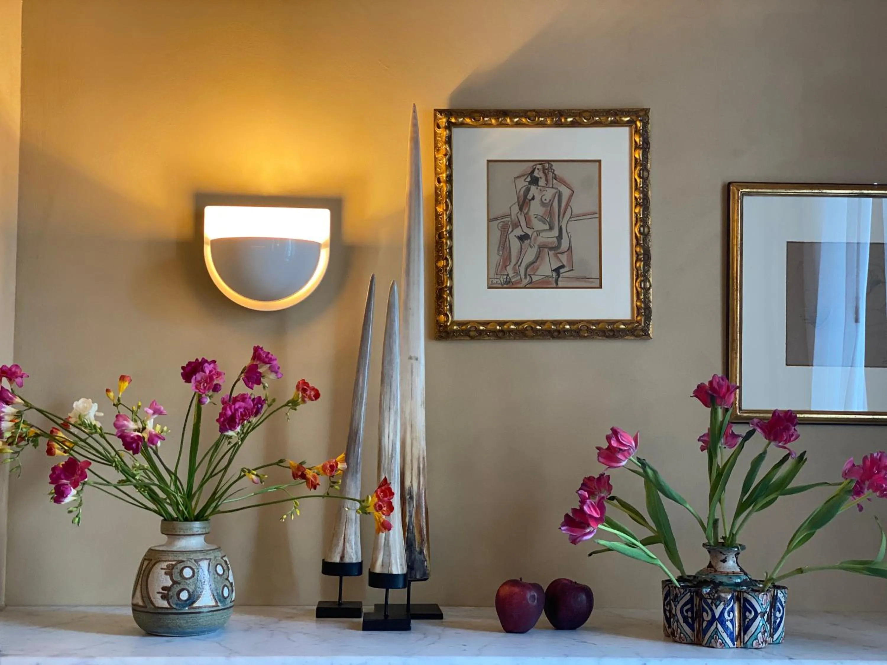 Decorative detail in Paradis Pietrasanta