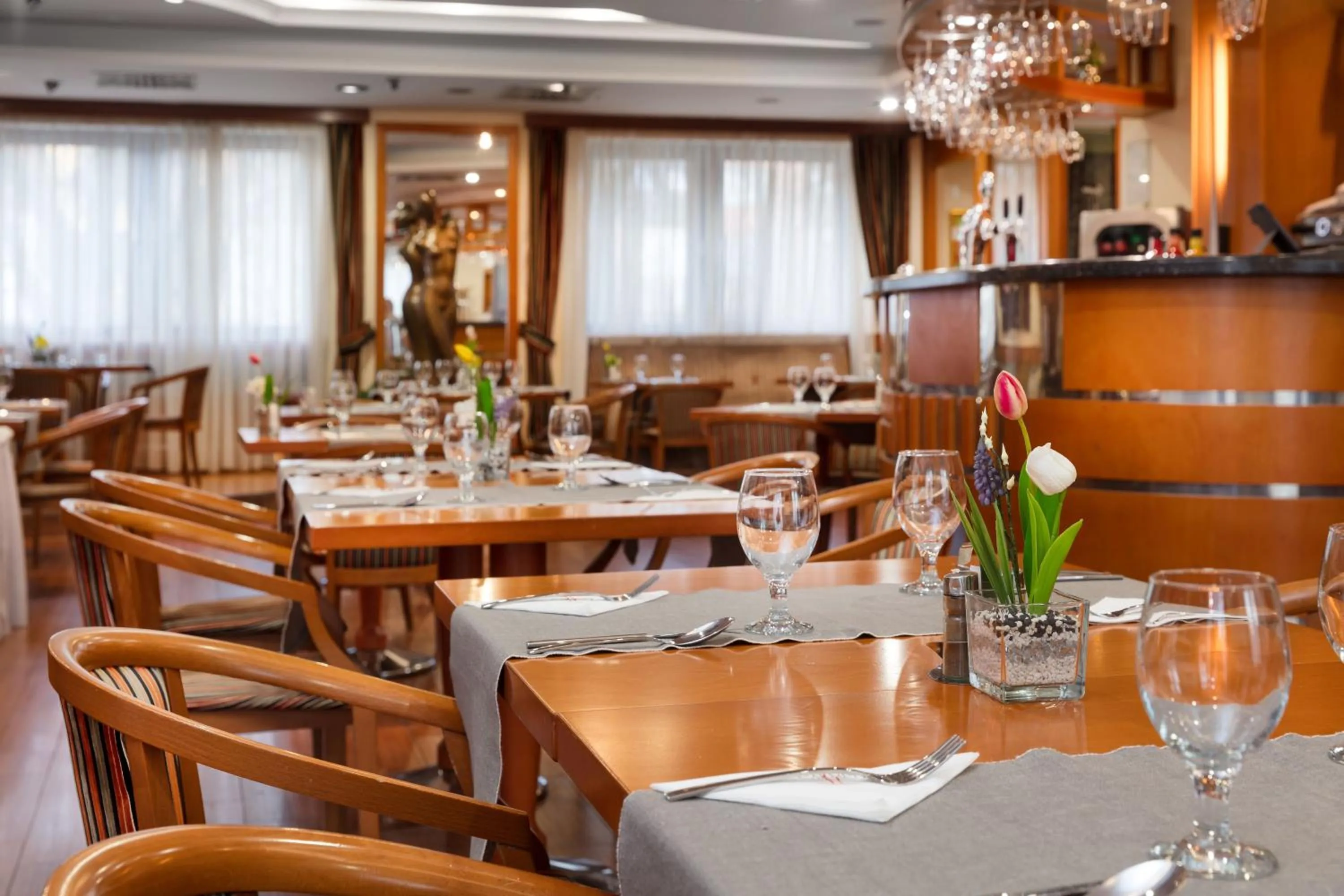 Restaurant/places to eat in Hotel Kálvária Superior