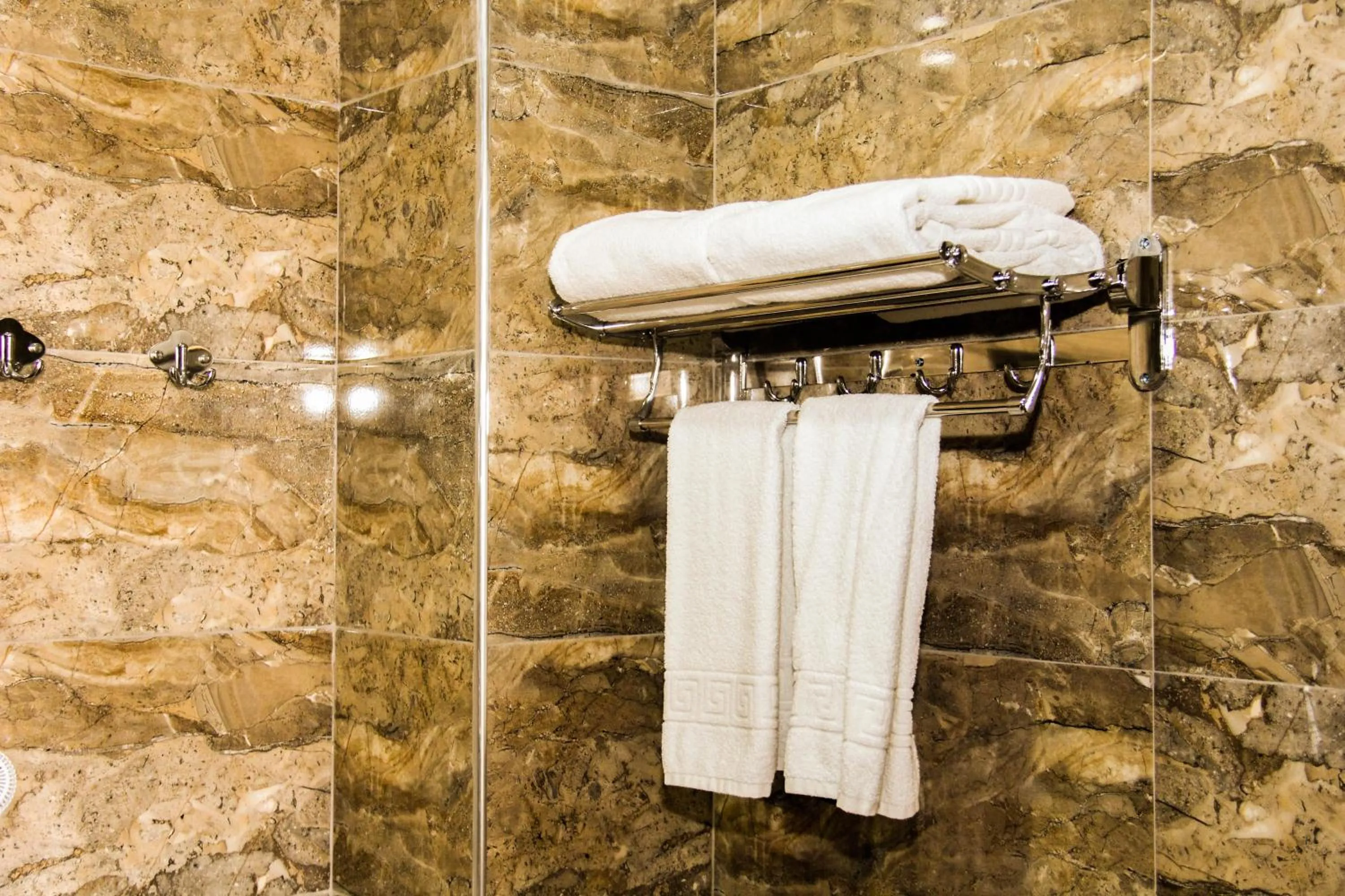 Bathroom in Kristal Inn Hotel
