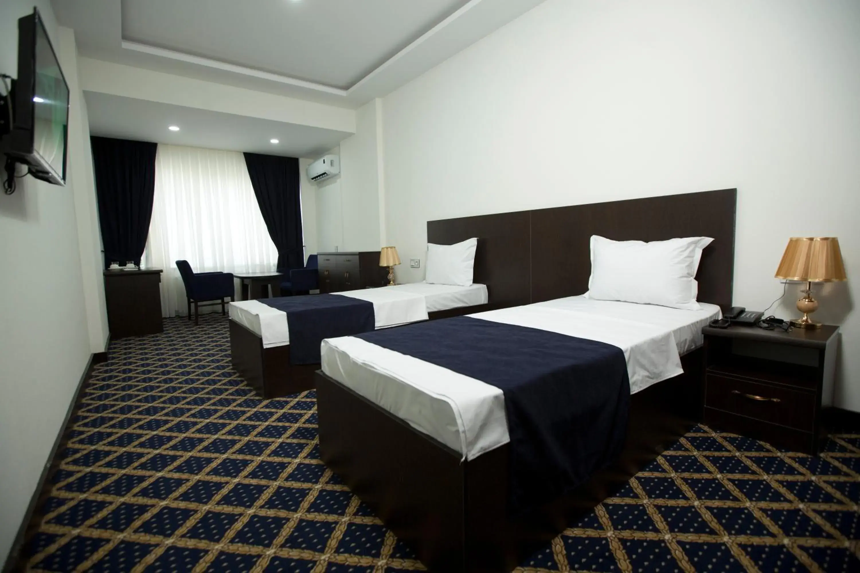 Standard Twin Room - single occupancy in Kristal Inn Hotel Standard Twin Room - single occupancy in Kristal Inn Hotel
