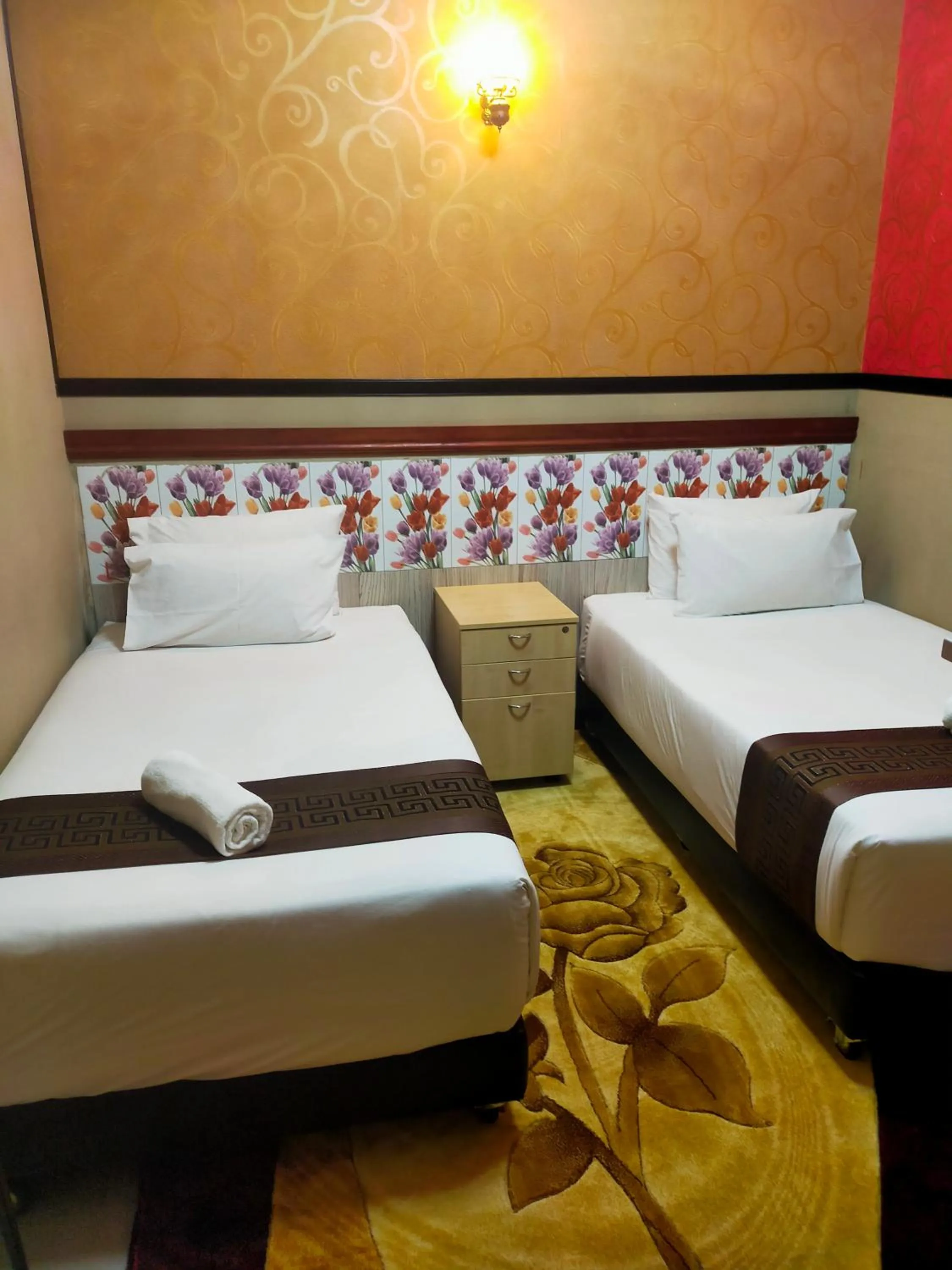 Bed in HOTEL SRI IMPIAN