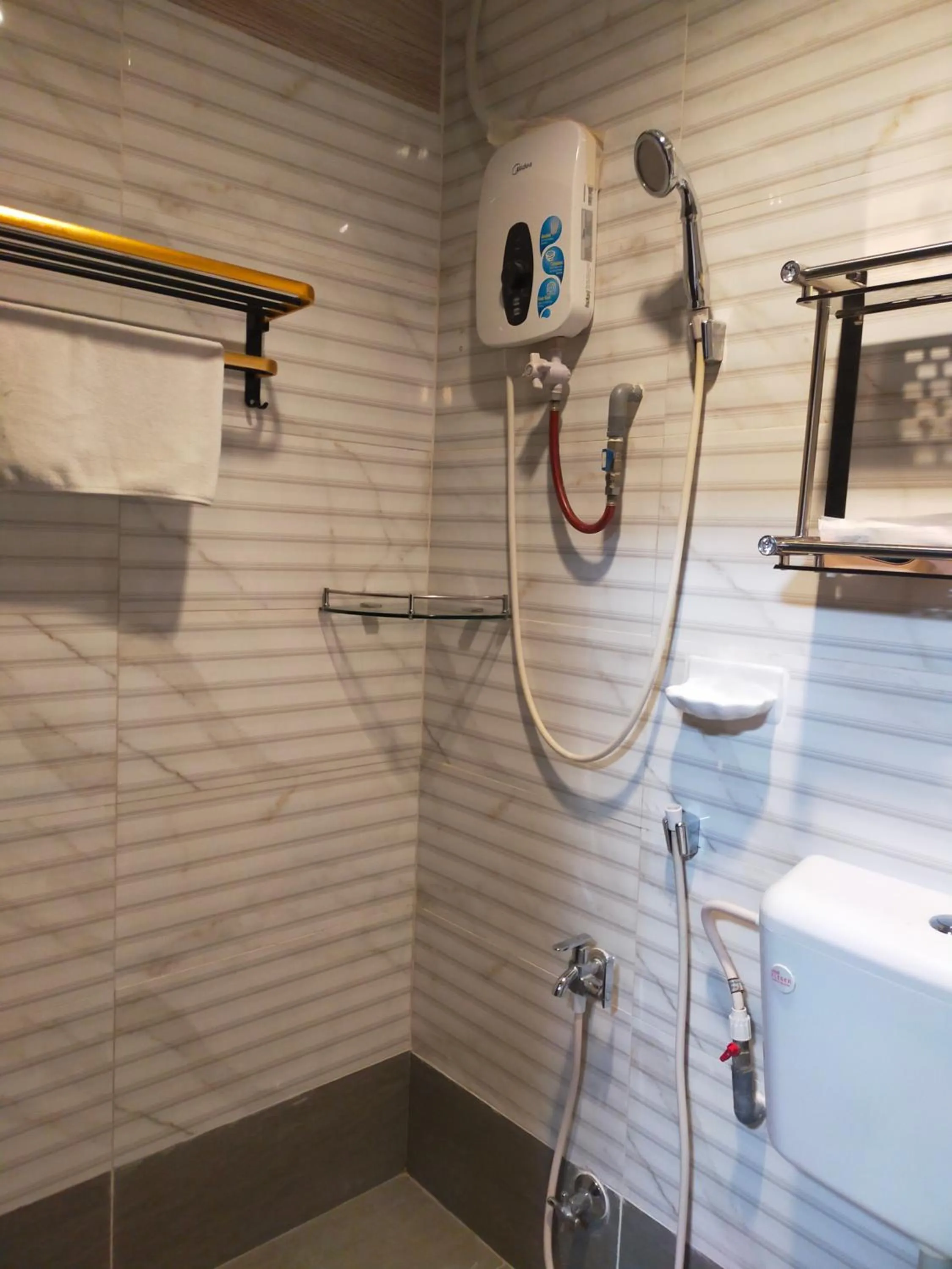 Bathroom in HOTEL SRI IMPIAN