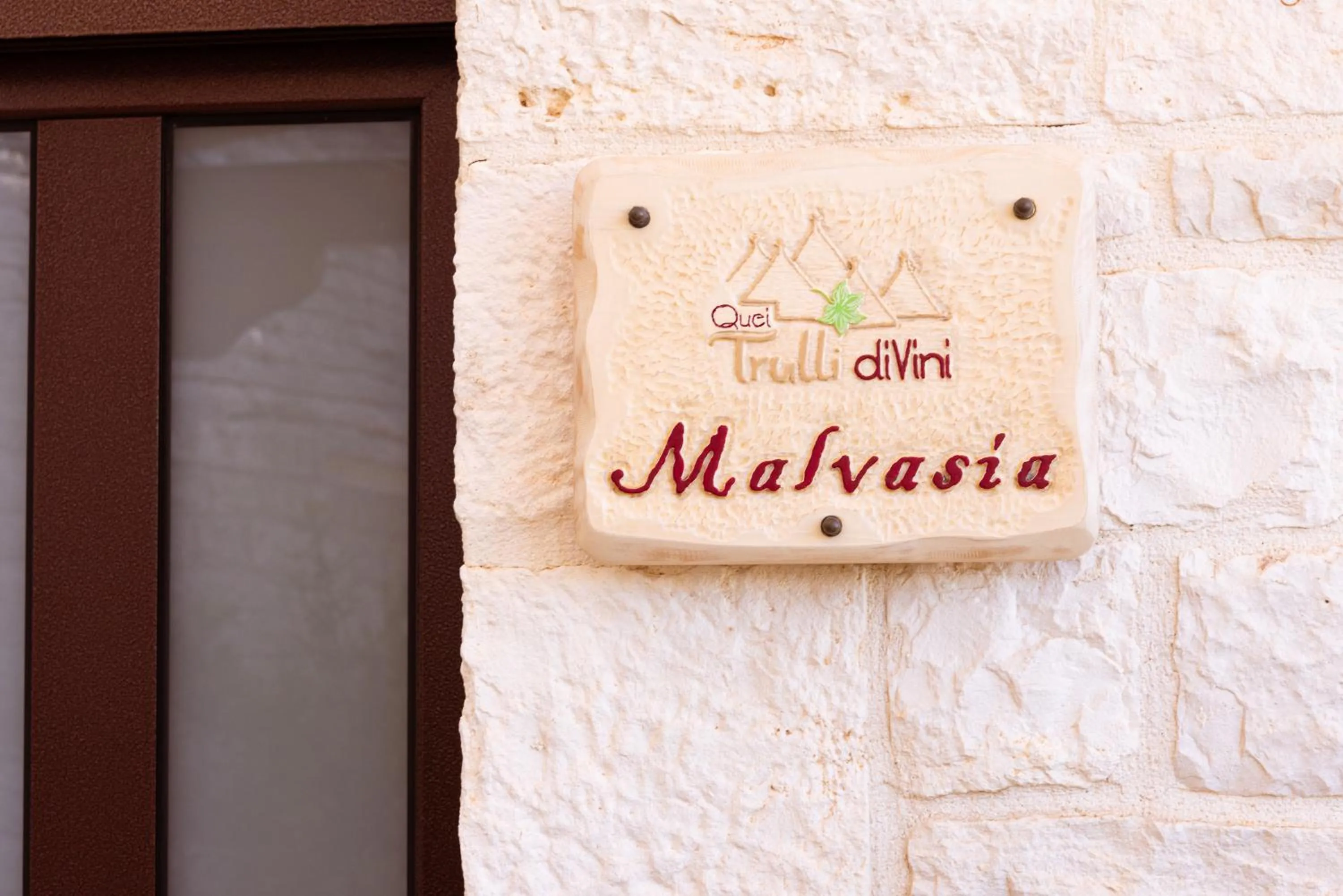 Facade/entrance in Quei Trulli Divini
