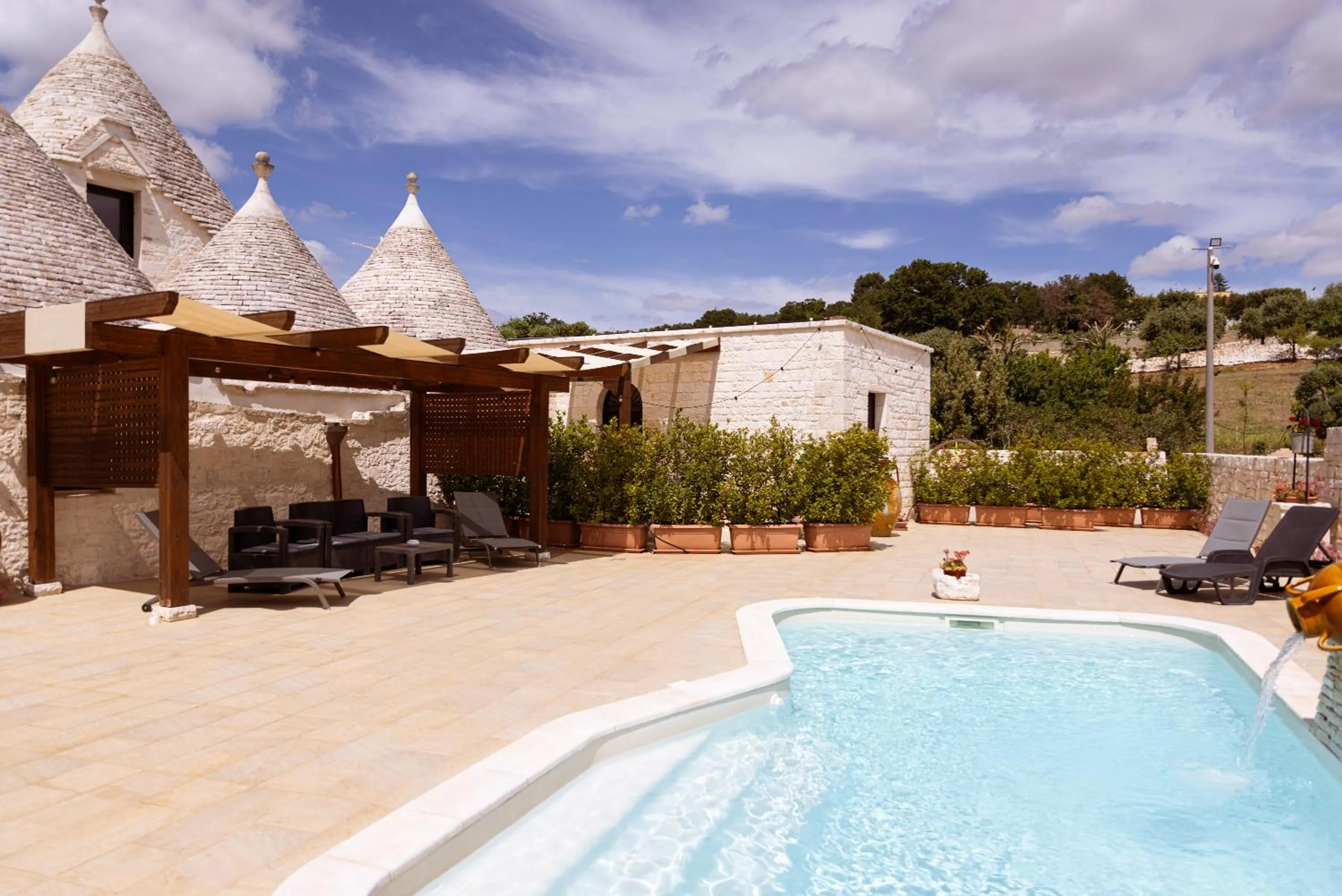 Swimming pool in Quei Trulli Divini