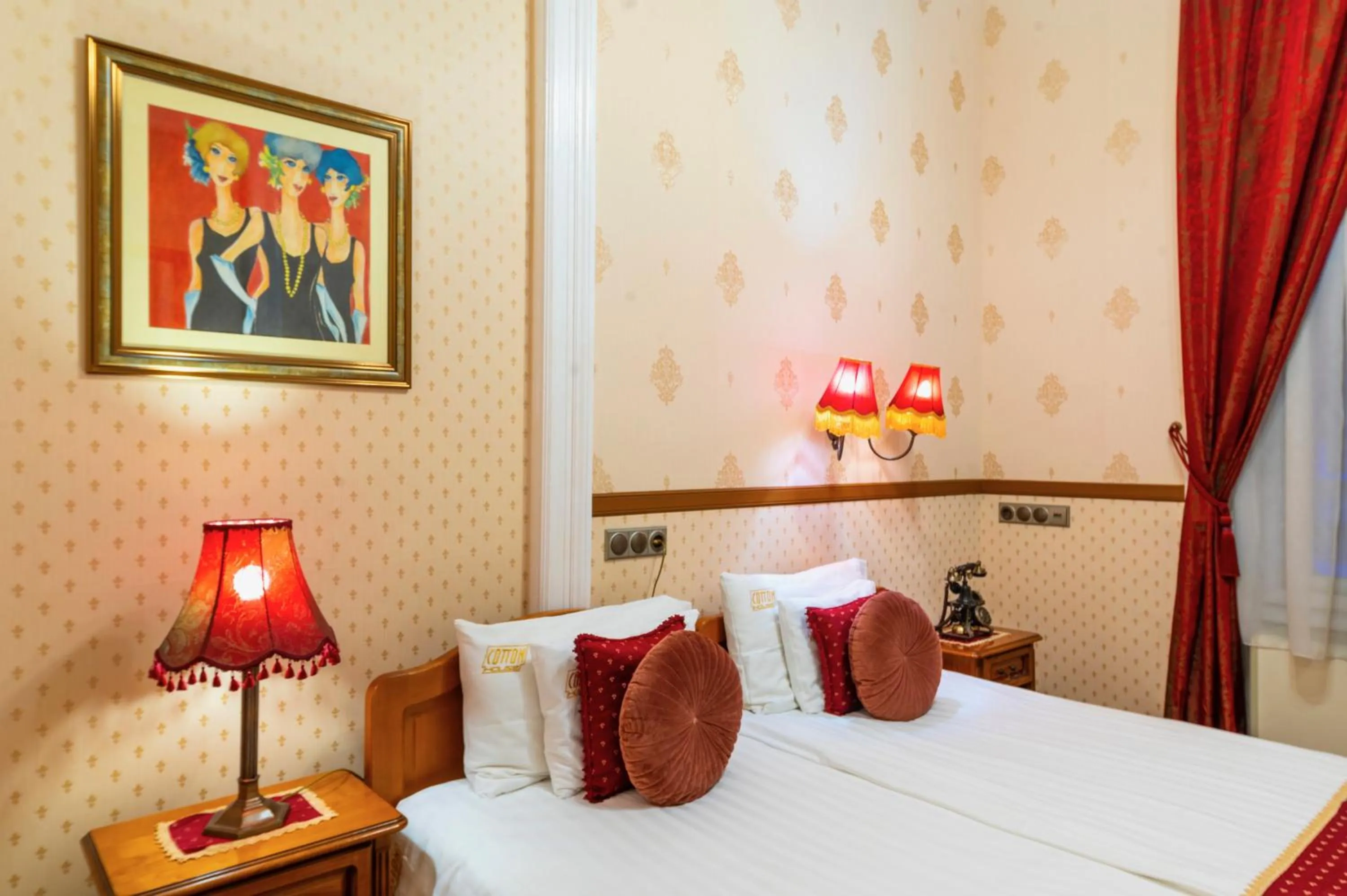 Bed in Cotton House Hotel Budapest