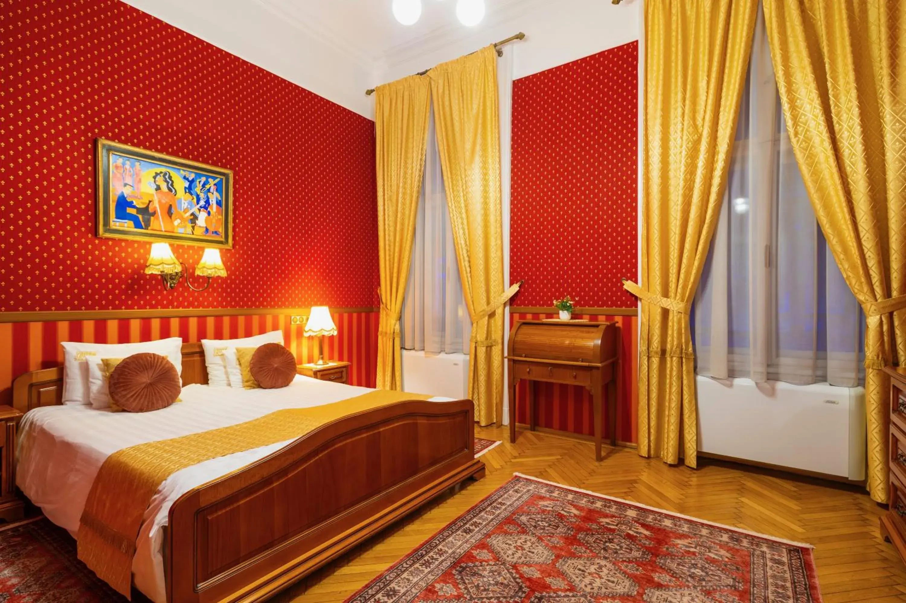 Bedroom, Bed in Cotton House Hotel Budapest Bedroom, Bed in Cotton House Hotel Budapest