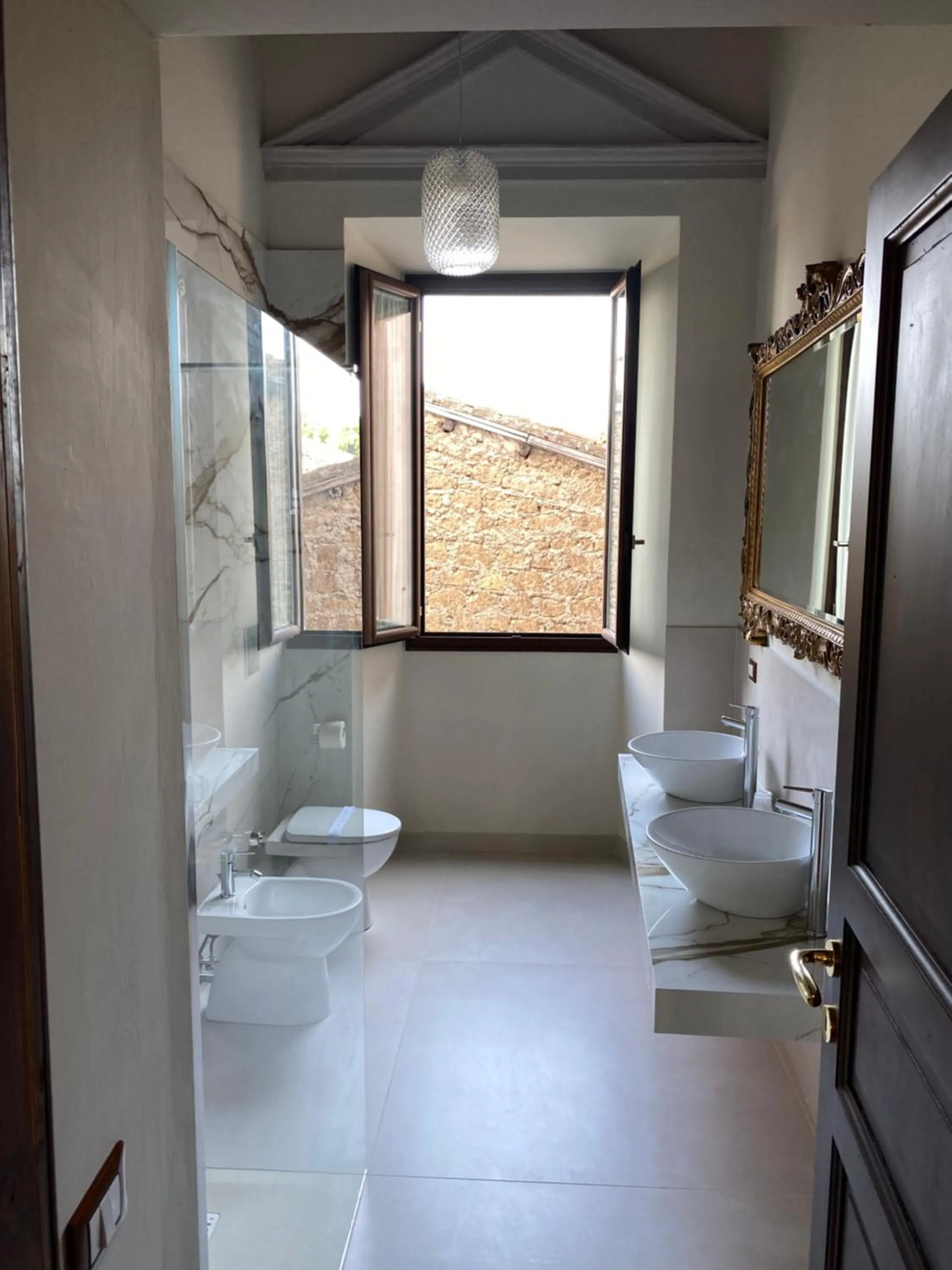Bathroom in Palazzo Forlani