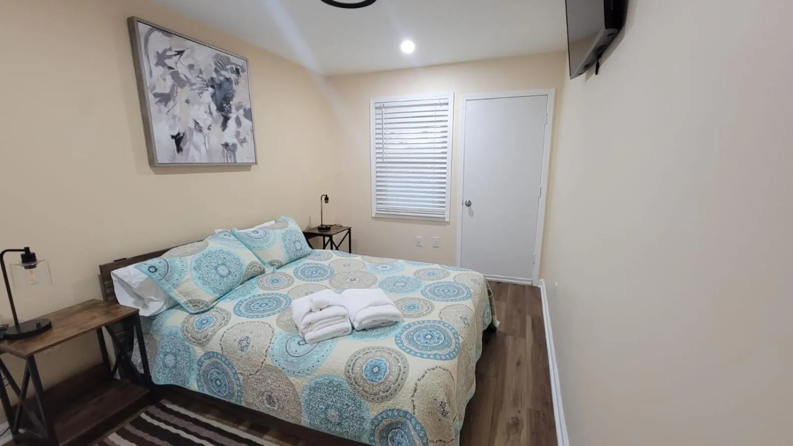 Bed in HHI Homes LLC