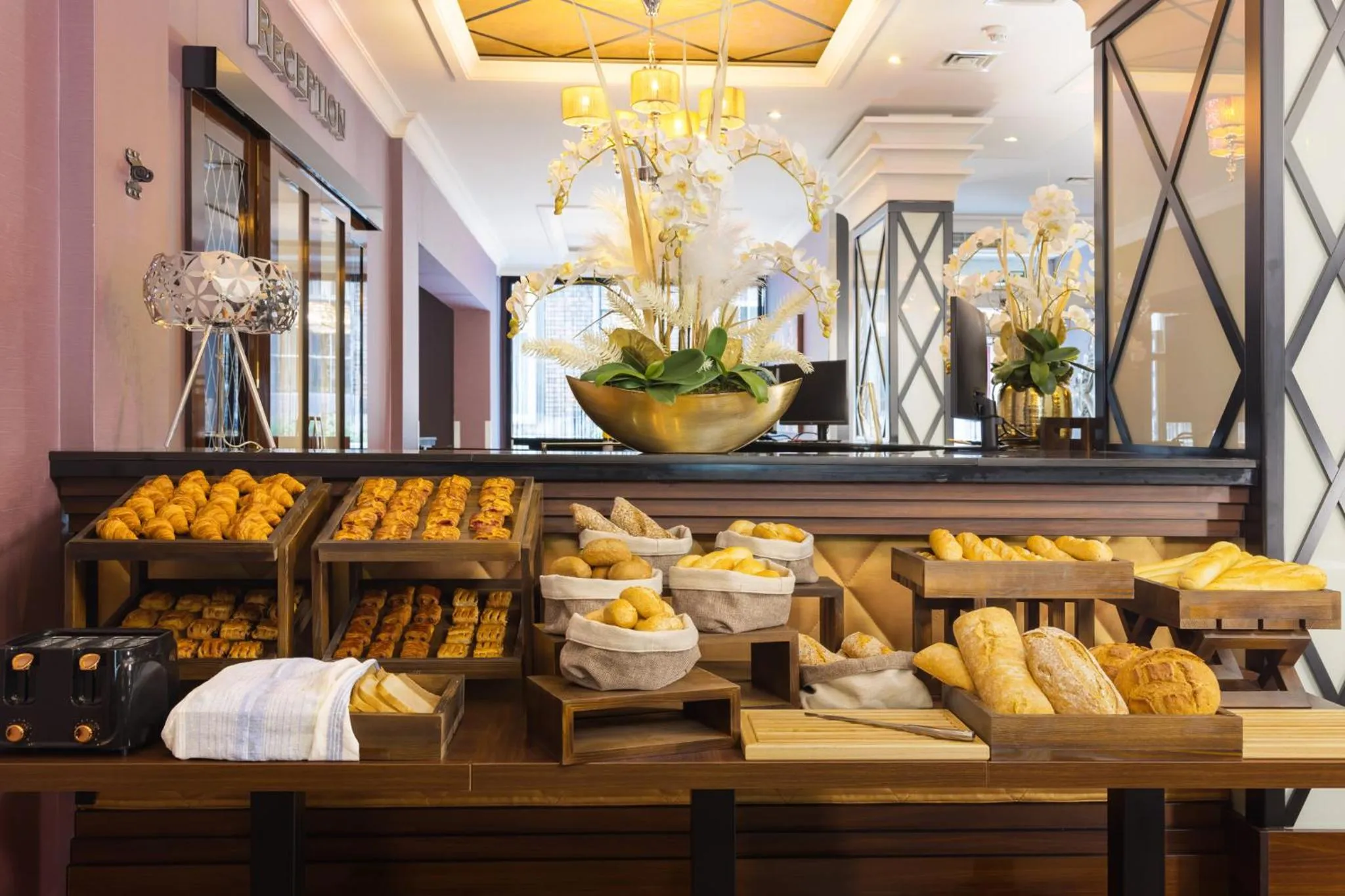 Breakfast in Carlton Hotel Buda Castle