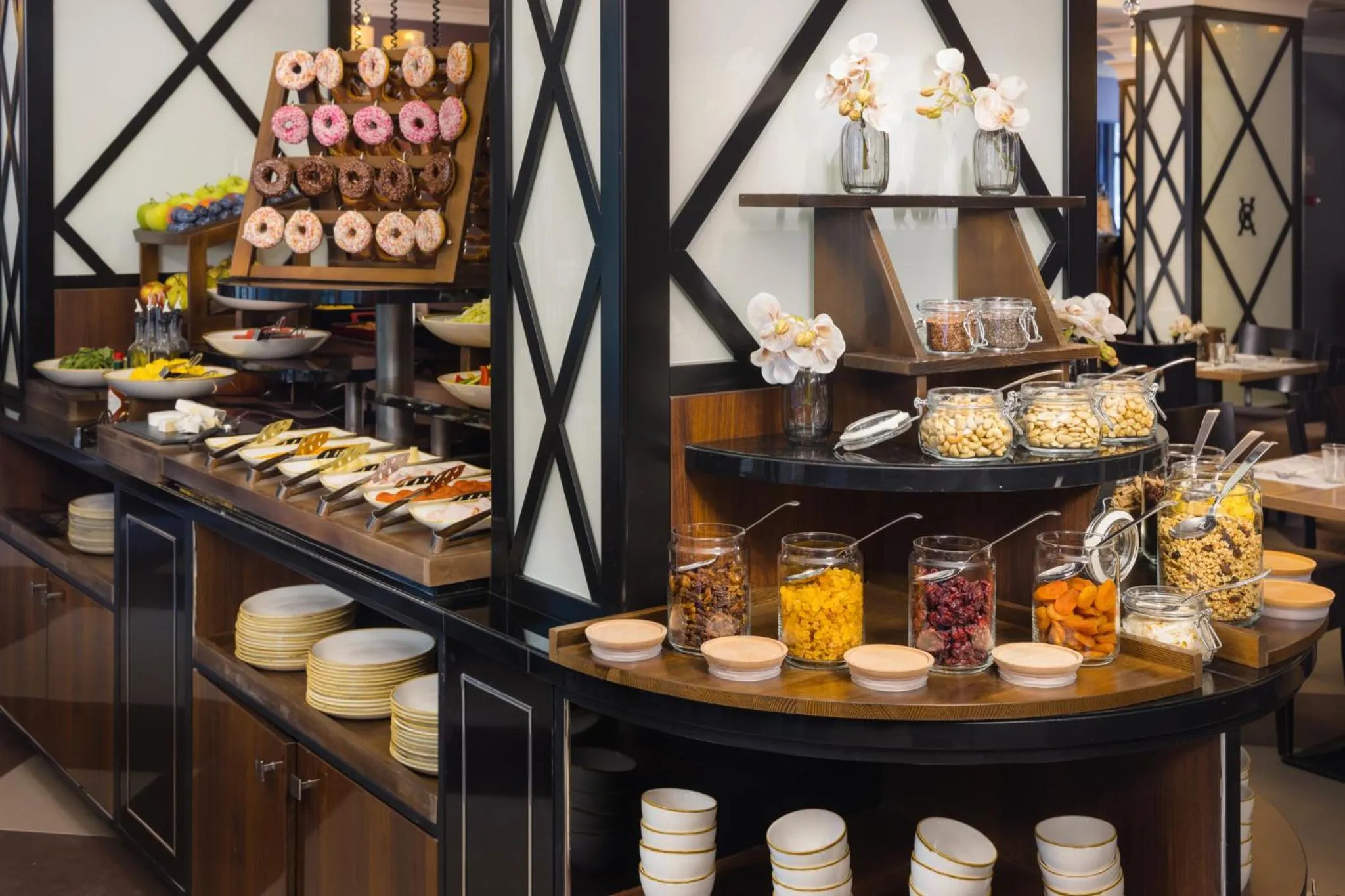 Breakfast in Carlton Hotel Buda Castle