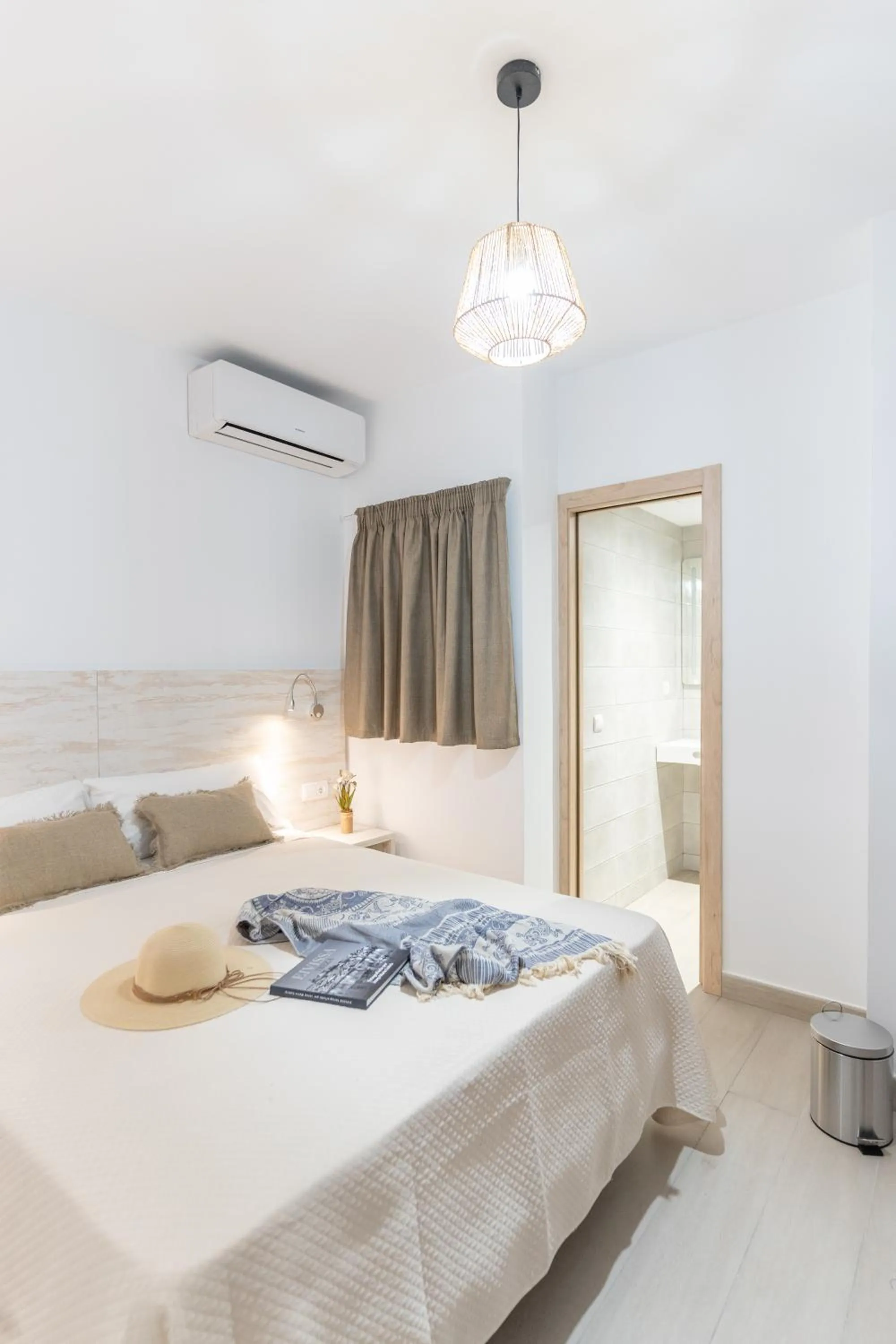 Bed in Hostal Rosell Boutique