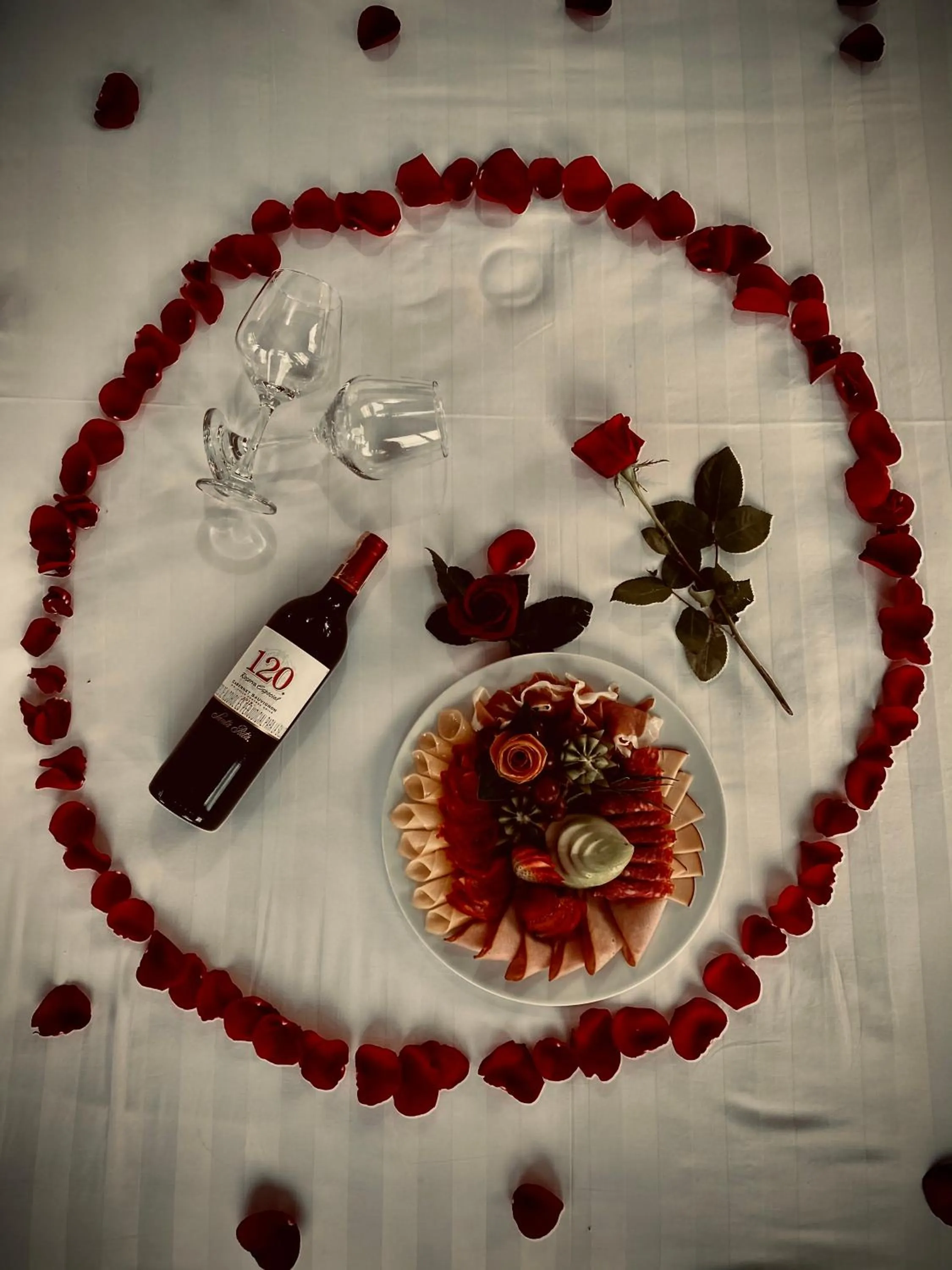 Food and drinks in Hotel Nana