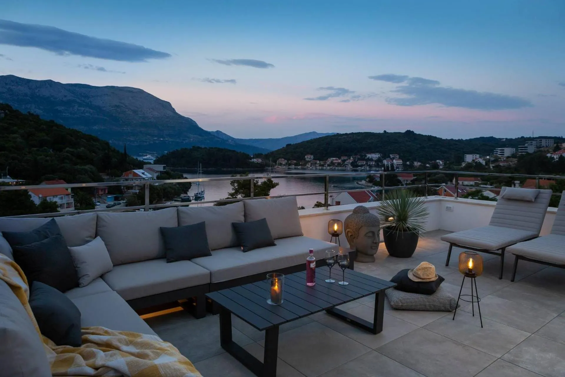Balcony/Terrace in Villa Buddha Bay