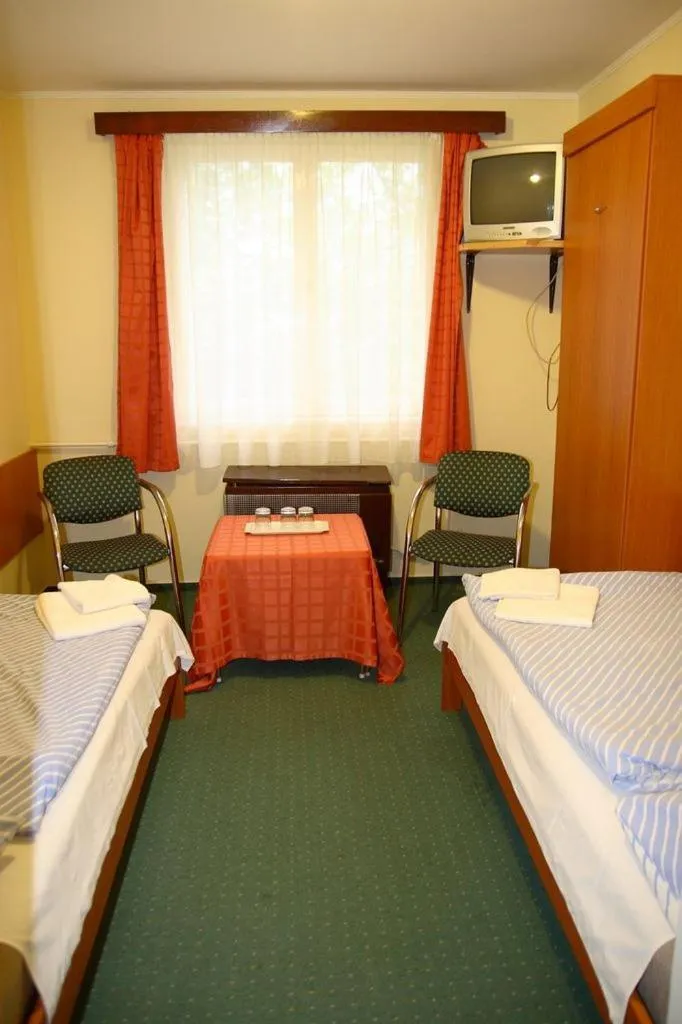 Bed in Hotel Touring