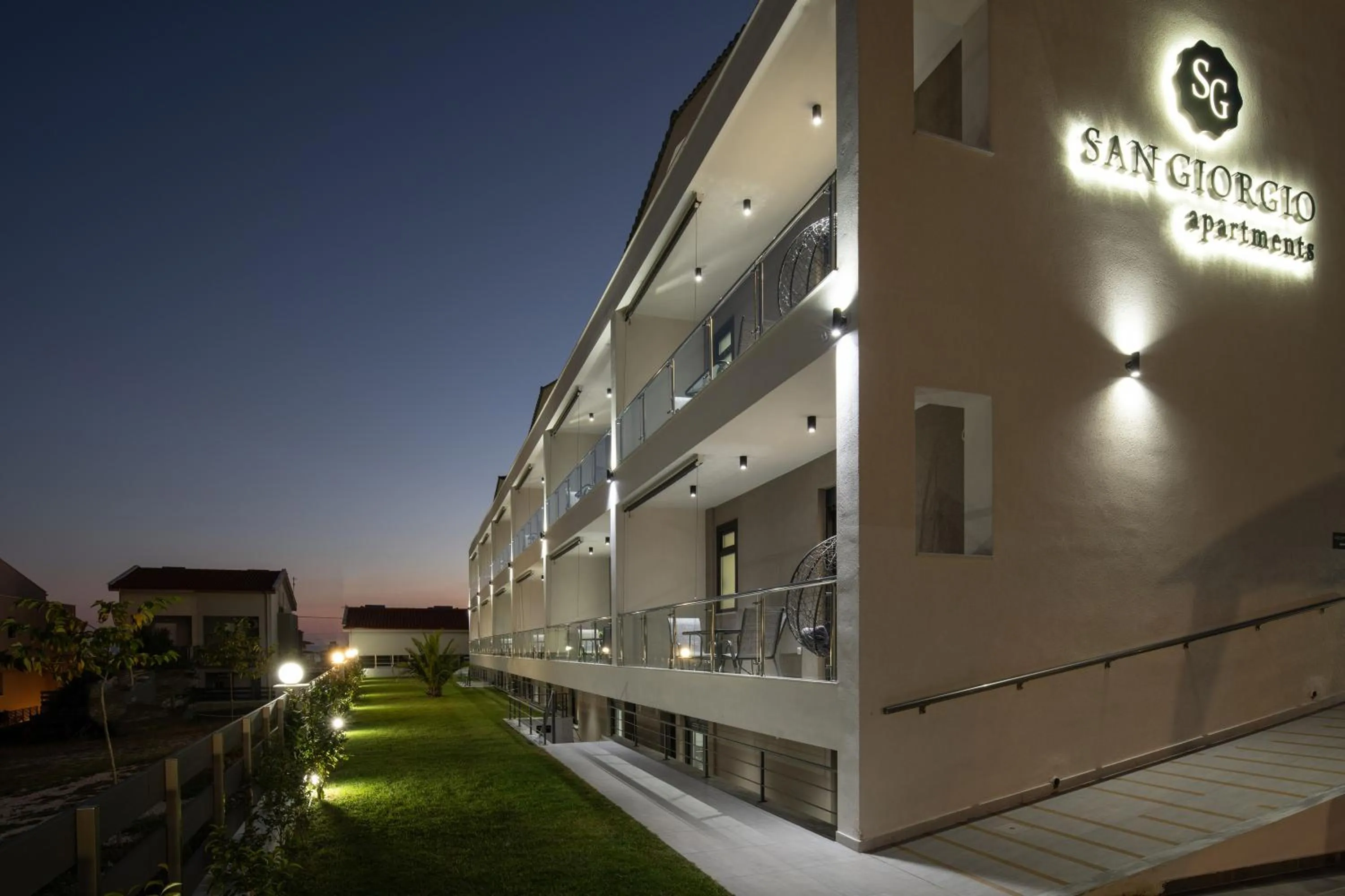 Property building in San Giorgio Apartments Nikiti