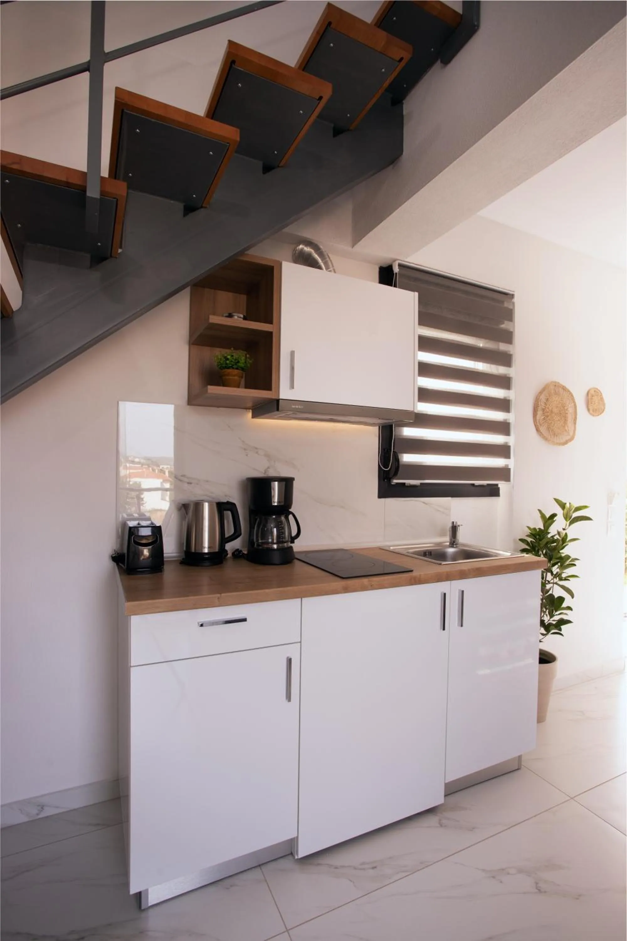 Coffee/tea facilities in San Giorgio Apartments Nikiti